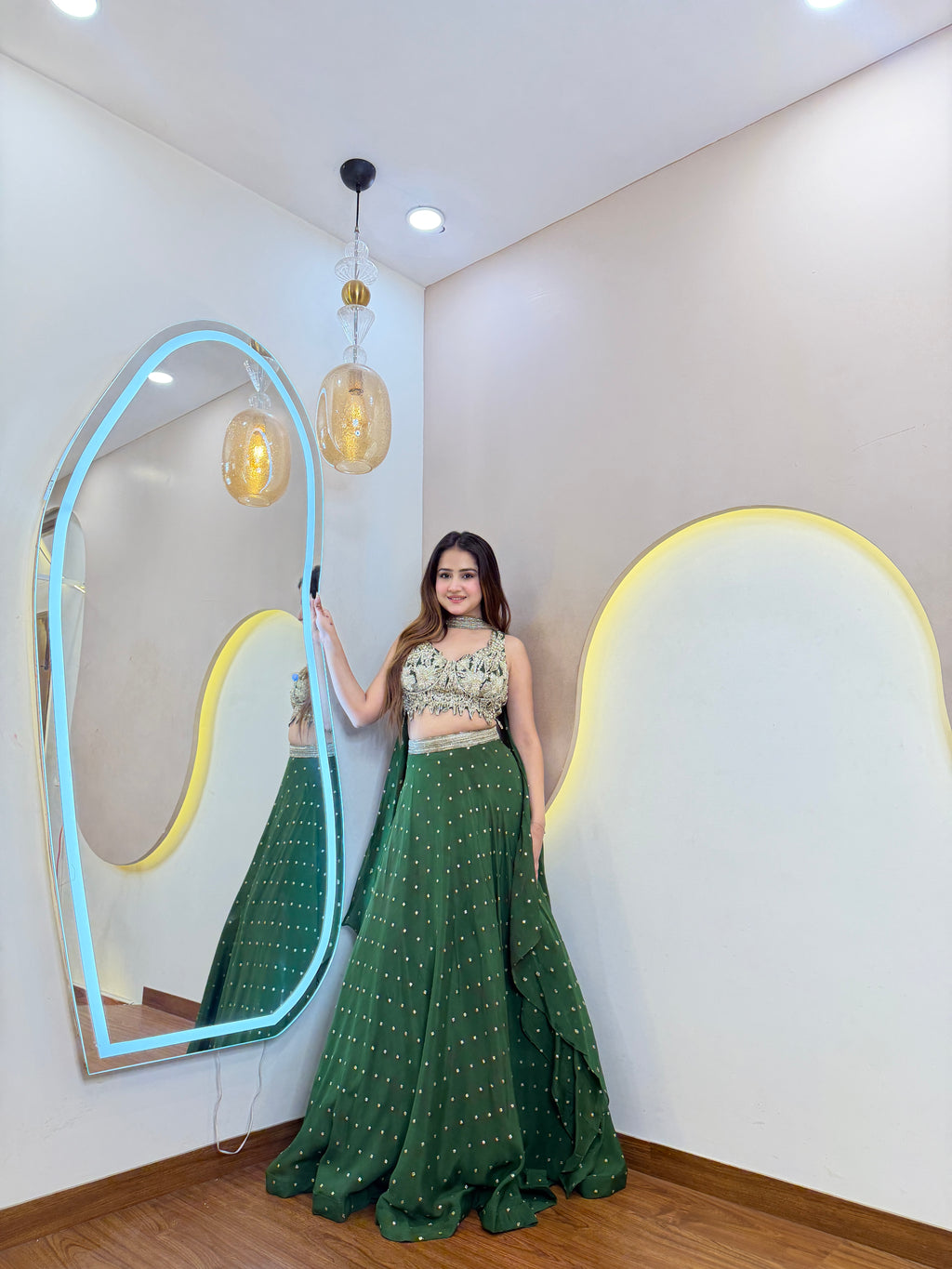 D826  LEHNGA CHOLI