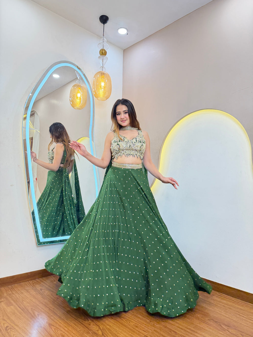D826  LEHNGA CHOLI