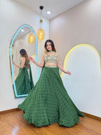 D826  LEHNGA CHOLI