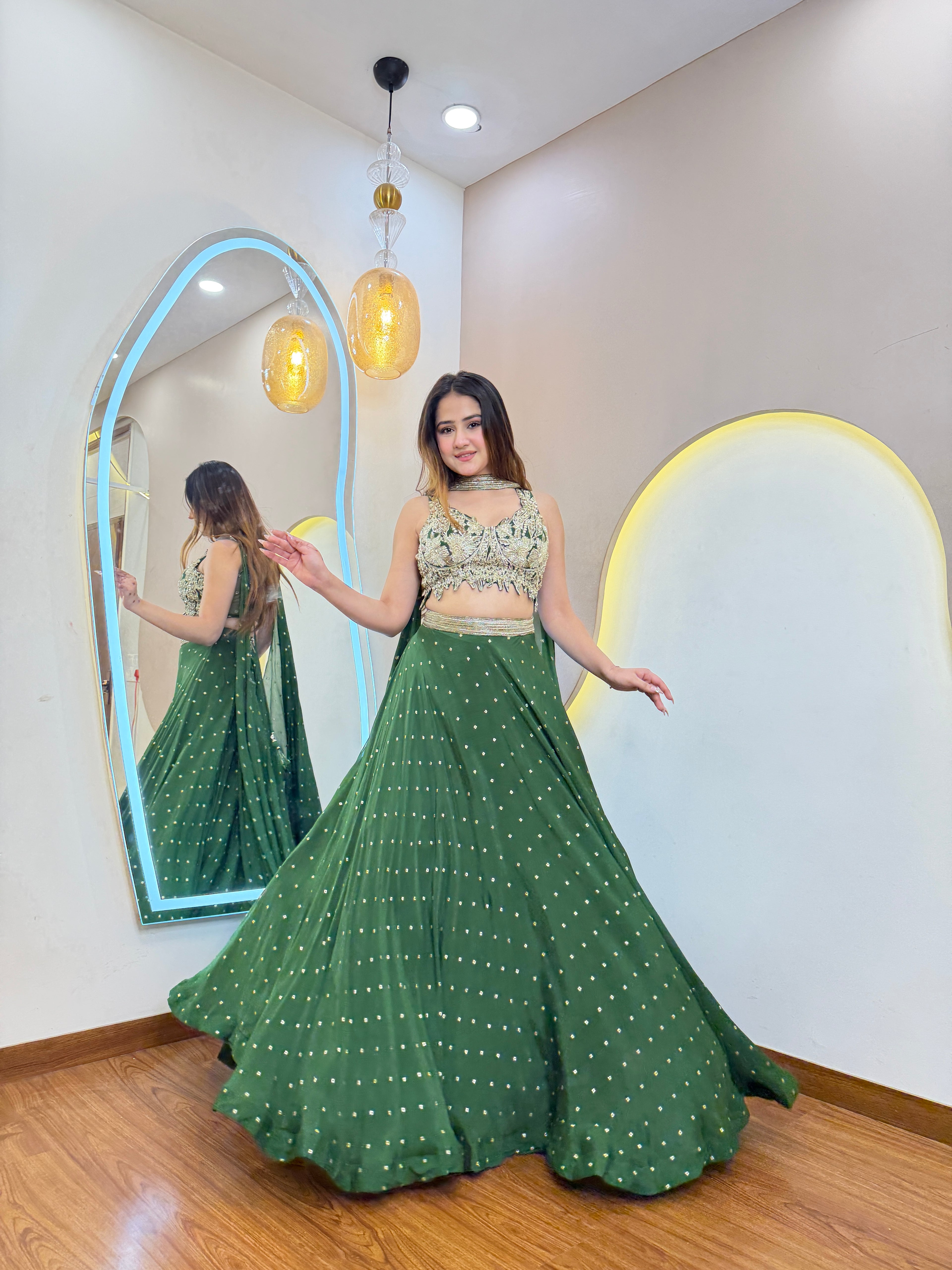 D826  LEHNGA CHOLI