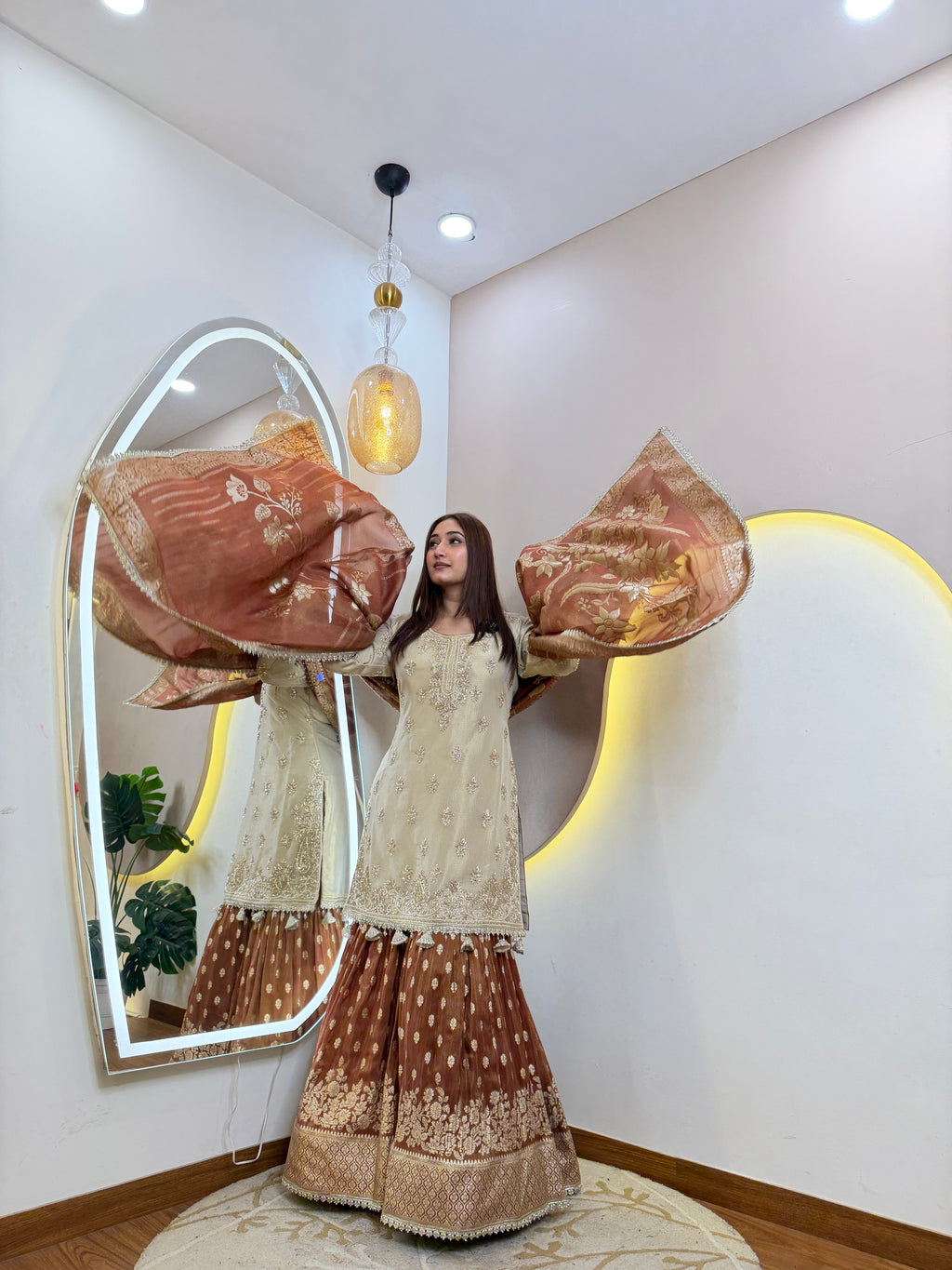 D382   LEHNGA CHOLI