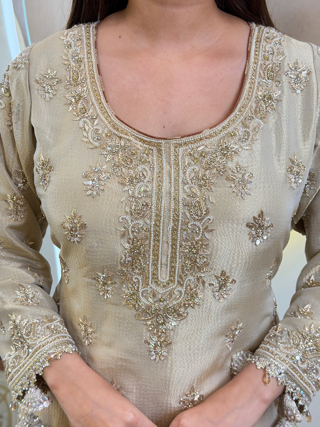 D382   LEHNGA CHOLI