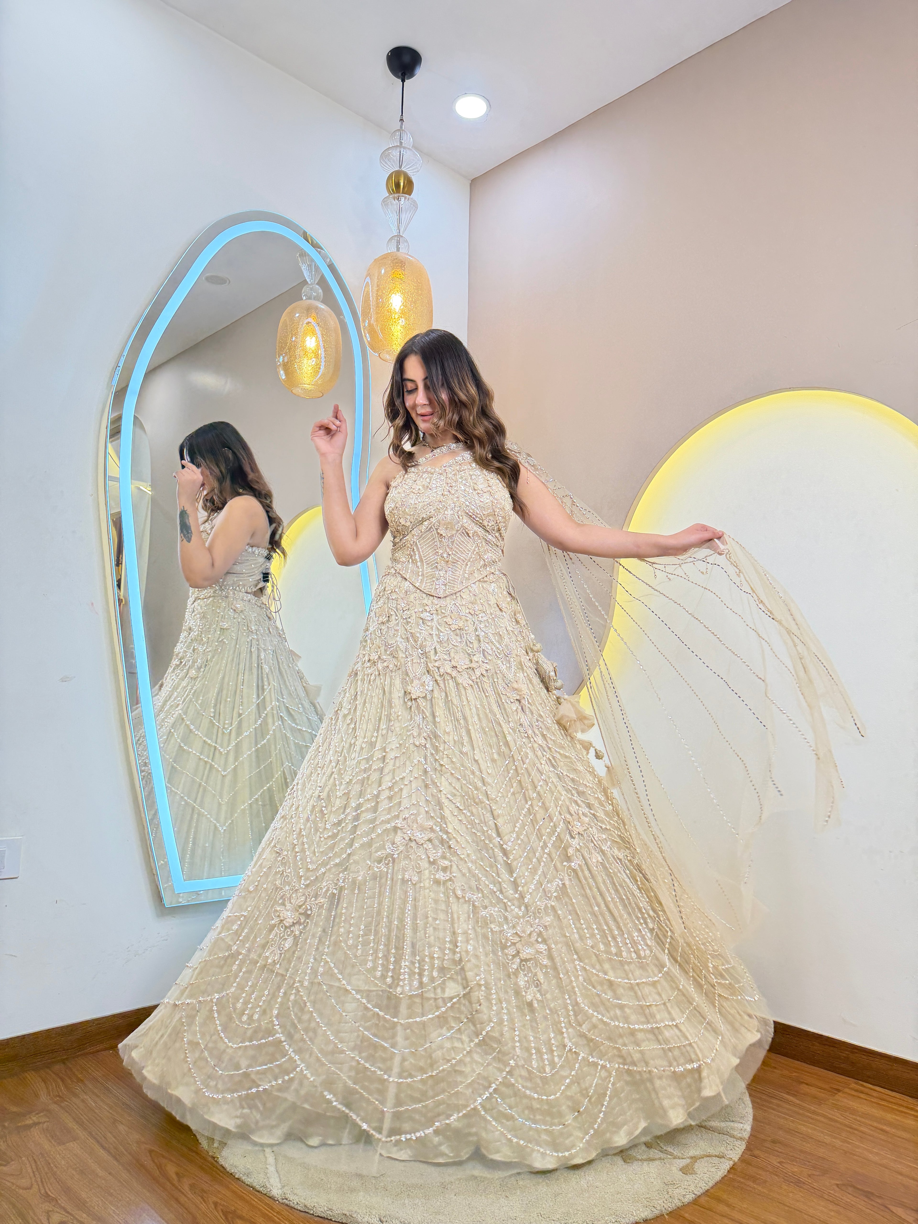 D385   CROP TOP SKIRT