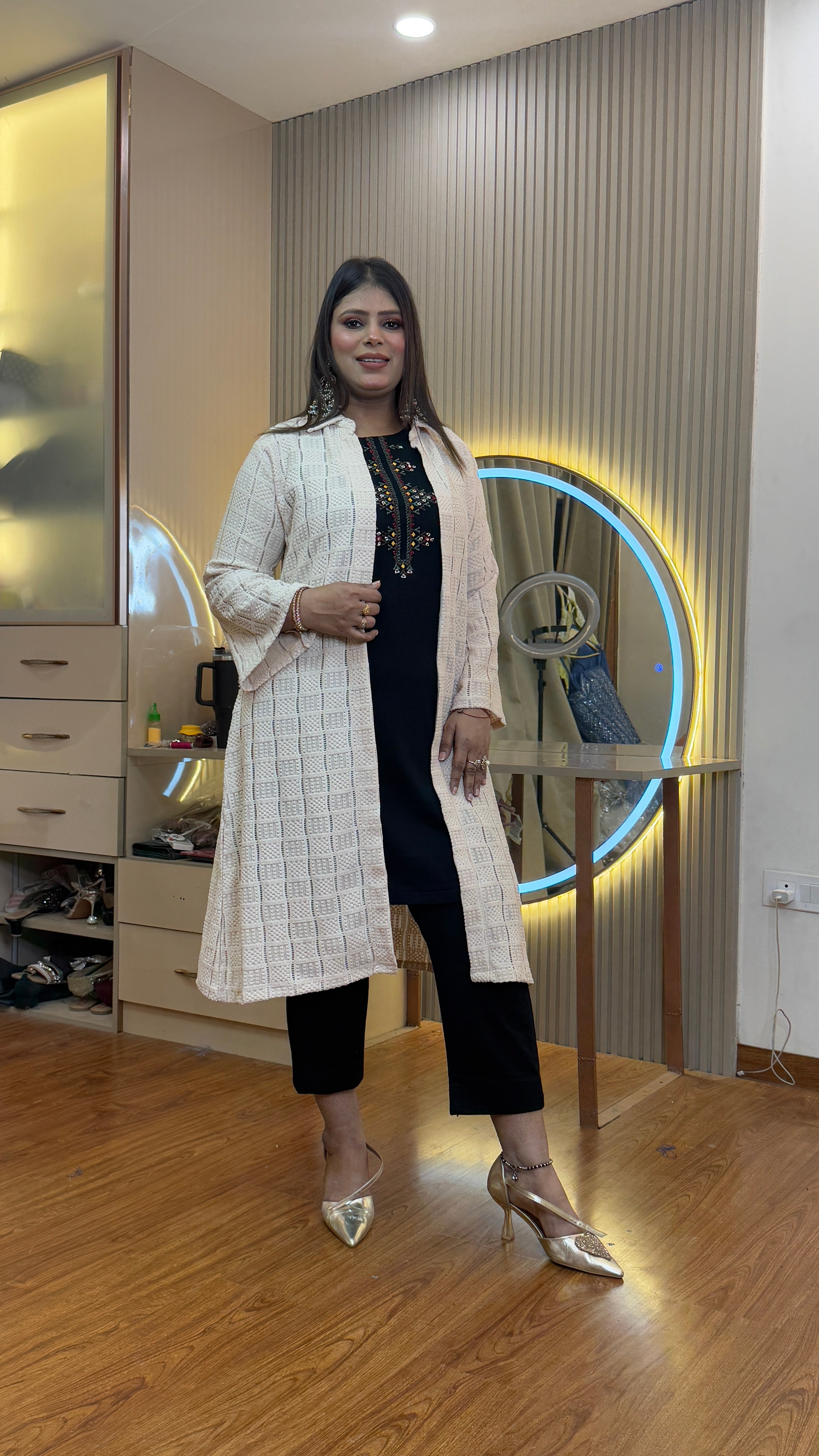Aw567  Woolen Shrug set
