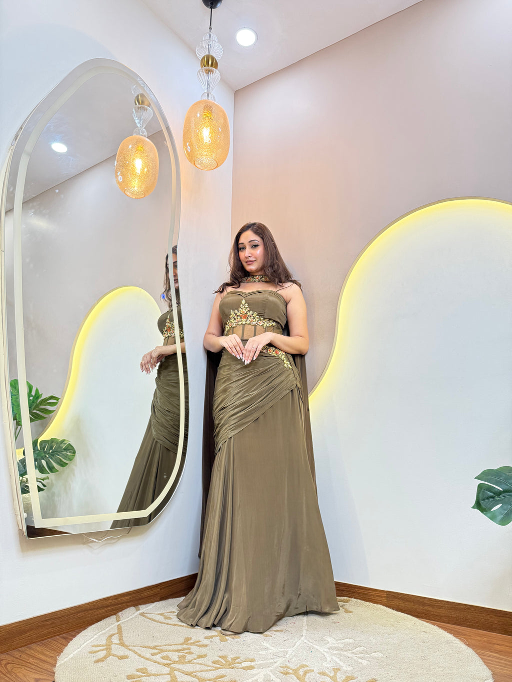 "YASMEEN" PARTYWEAR GOWN