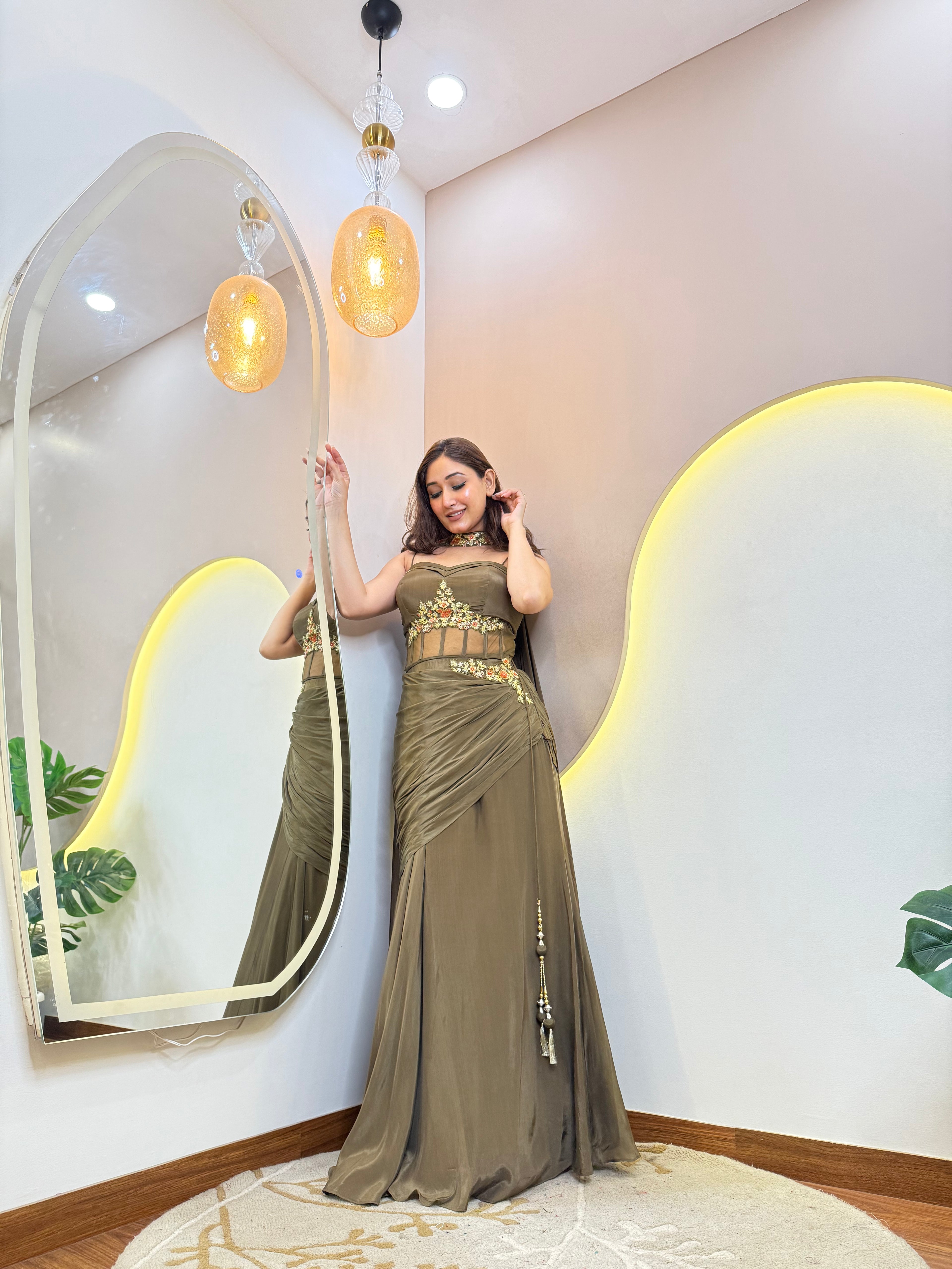 "YASMEEN" PARTYWEAR GOWN