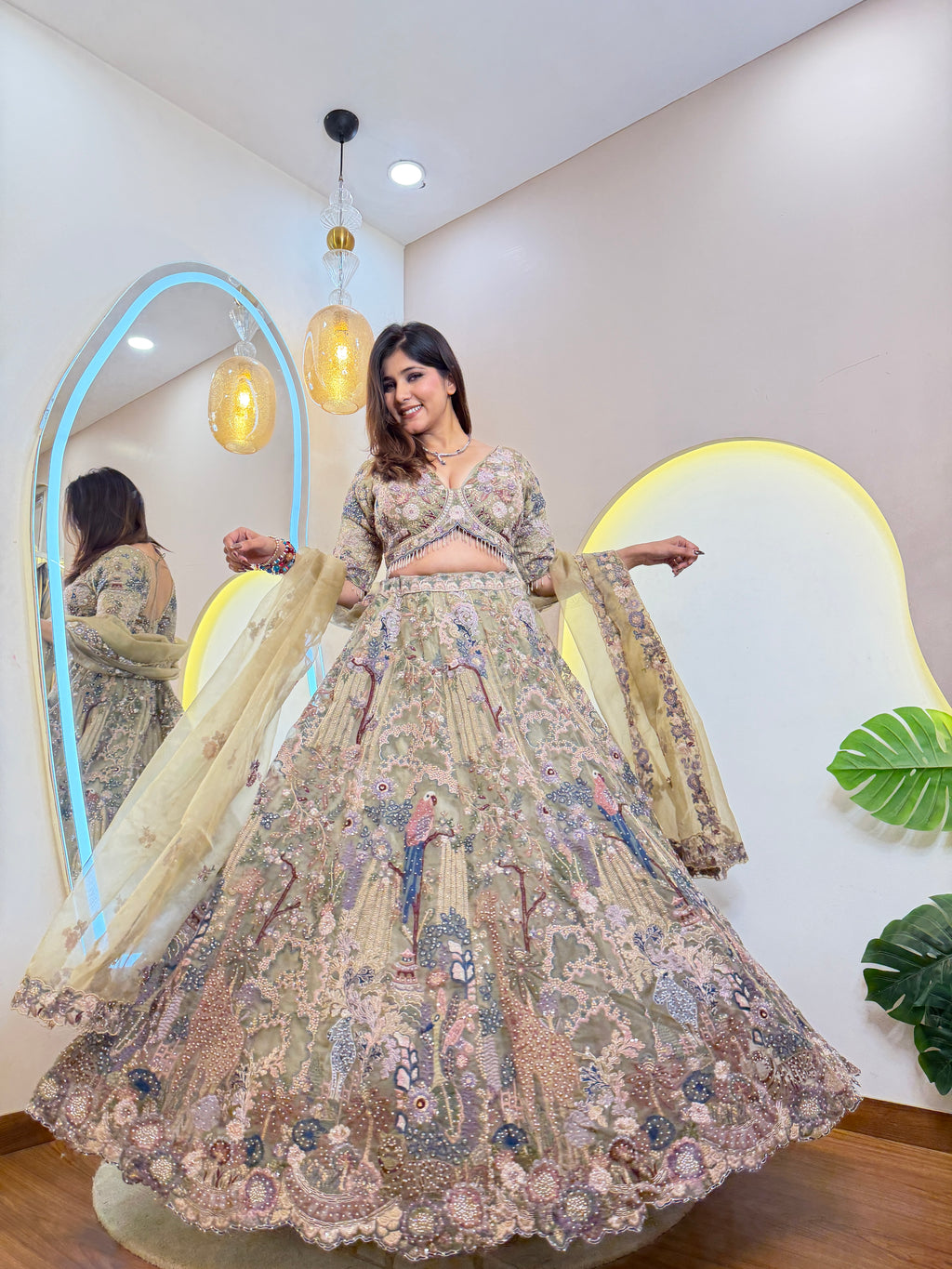 D638  LEHNGA CHOLI