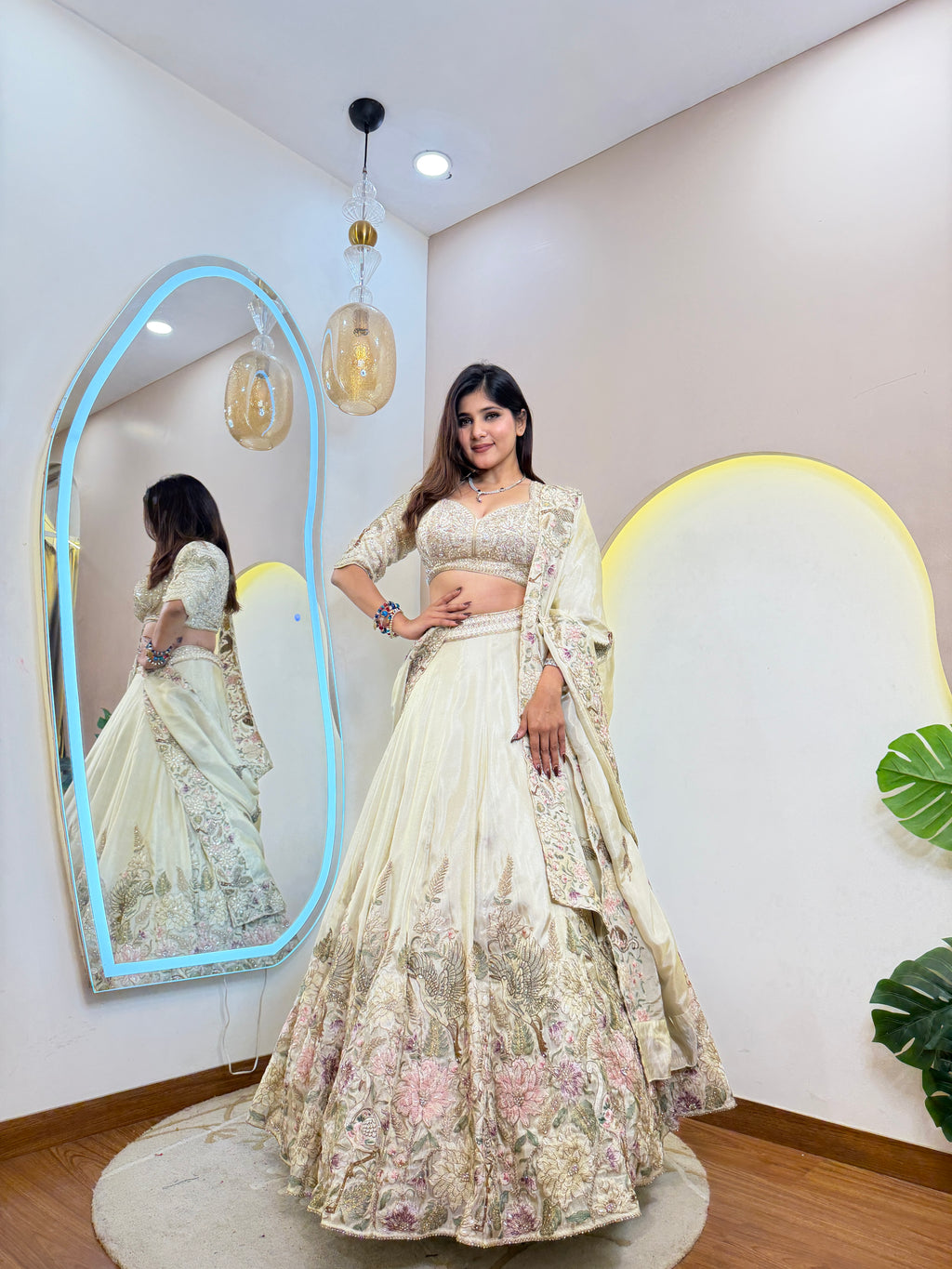 D414  LEHNGA CHOLI
