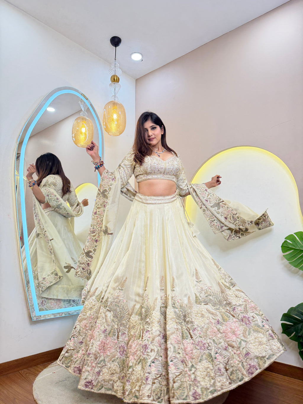 D414  LEHNGA CHOLI