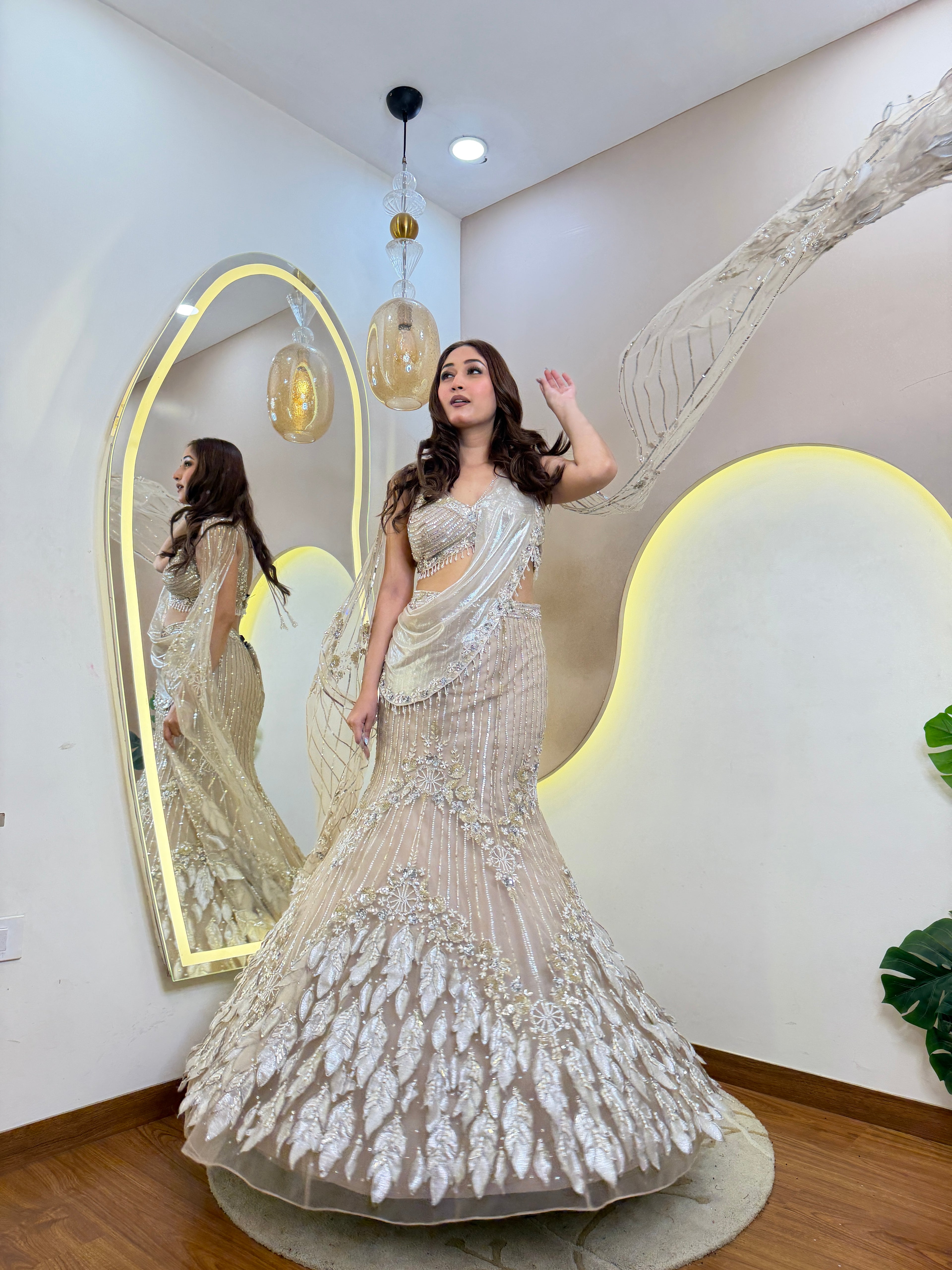 D656  LEHNGA CHOLI