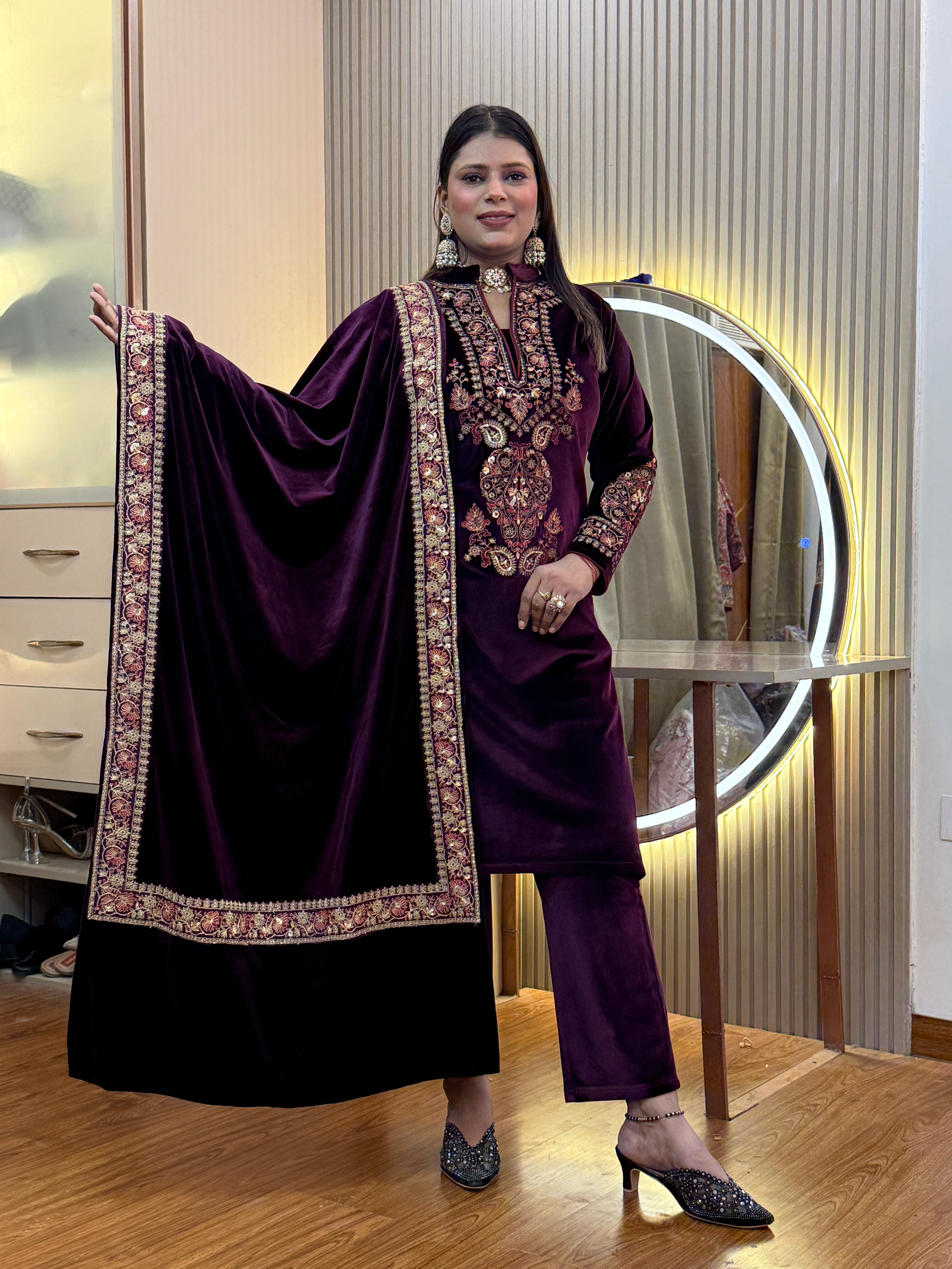 KAFIRANA  VELVET 3pc. SET