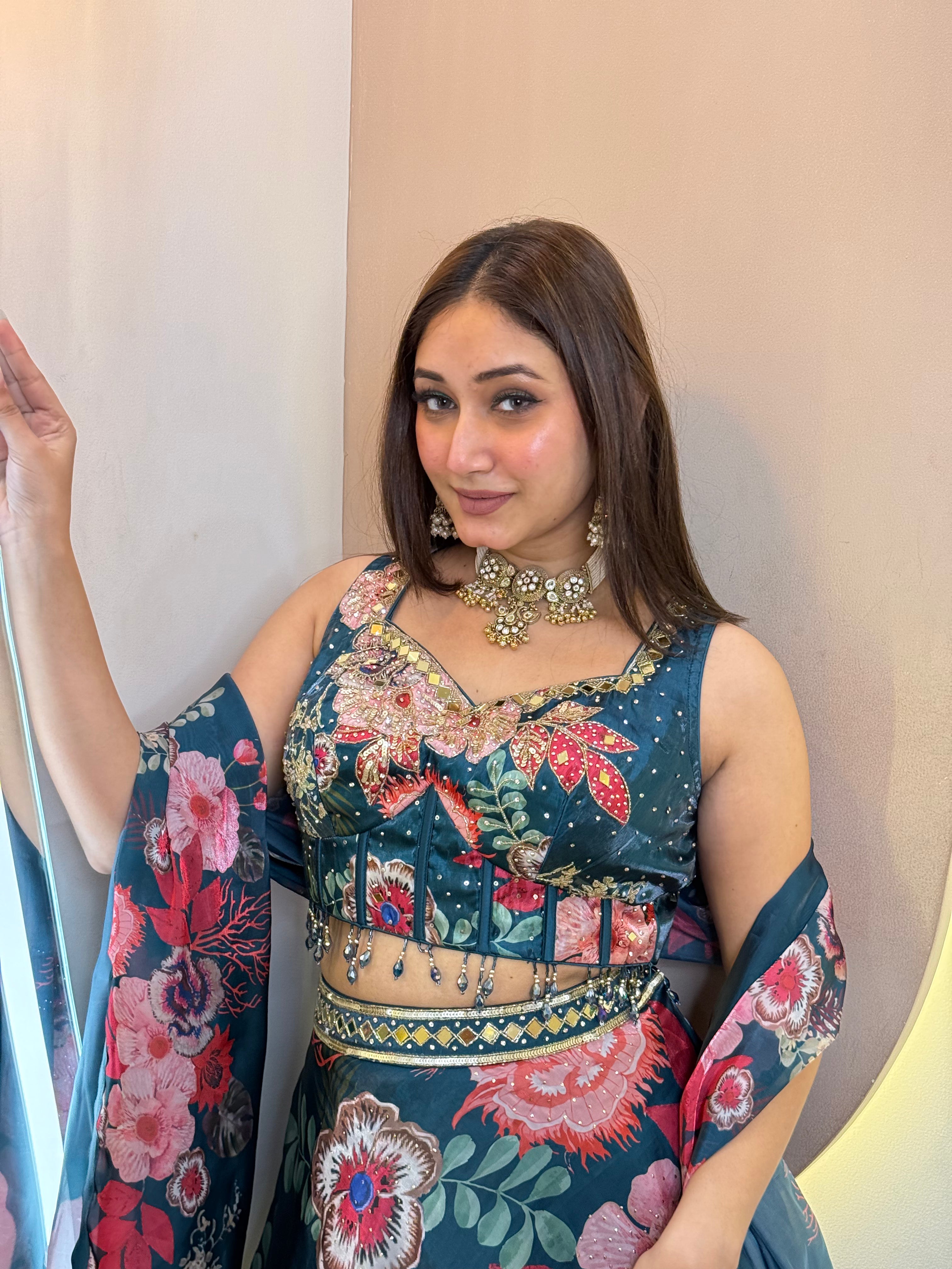 "AZINA" CROP TOP SKIRT