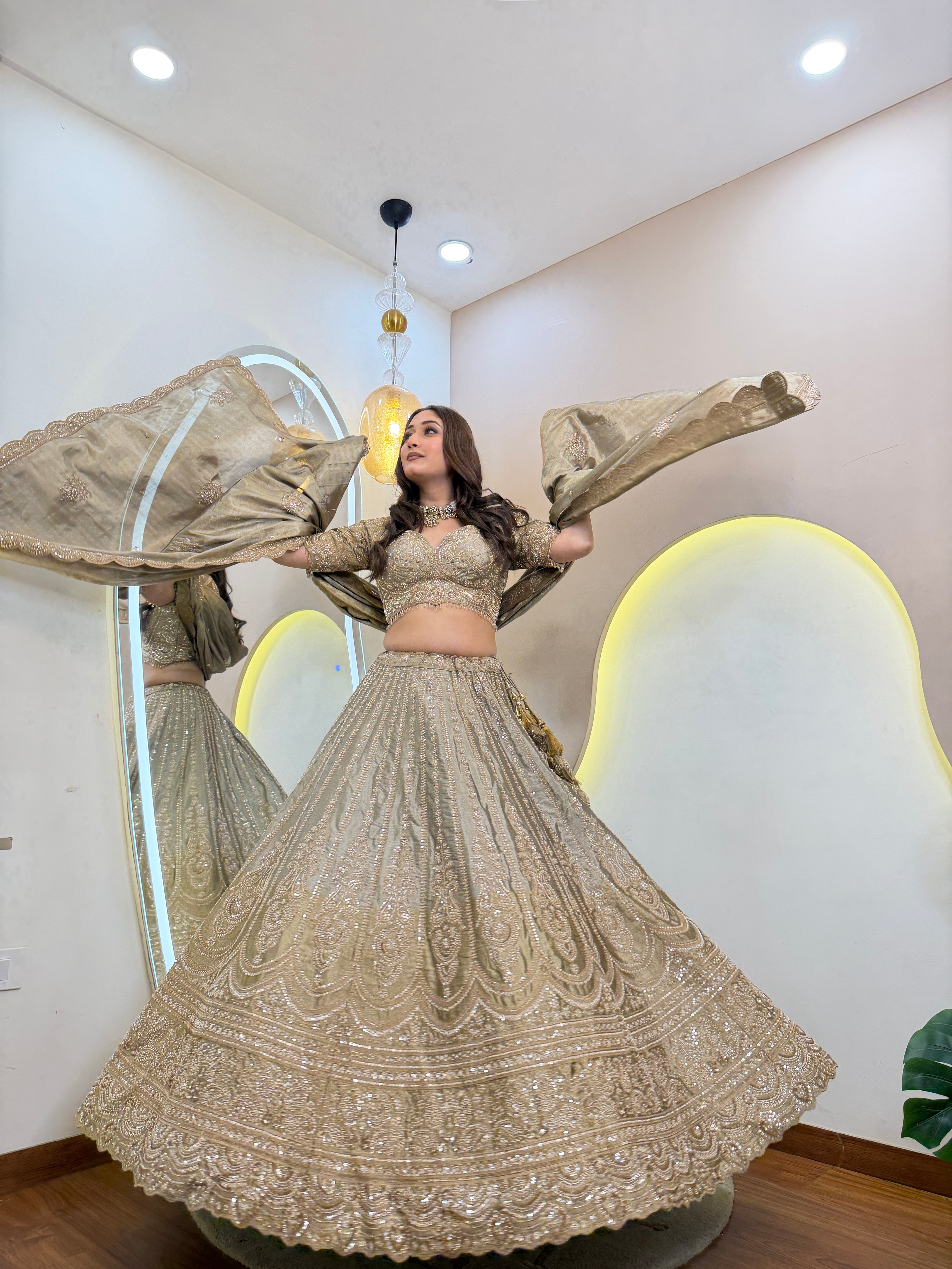 D636  LEHNGA CHOLI