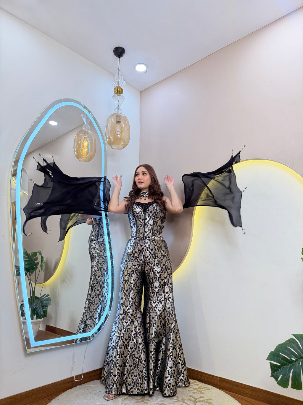 D667  SHARARA SUIT