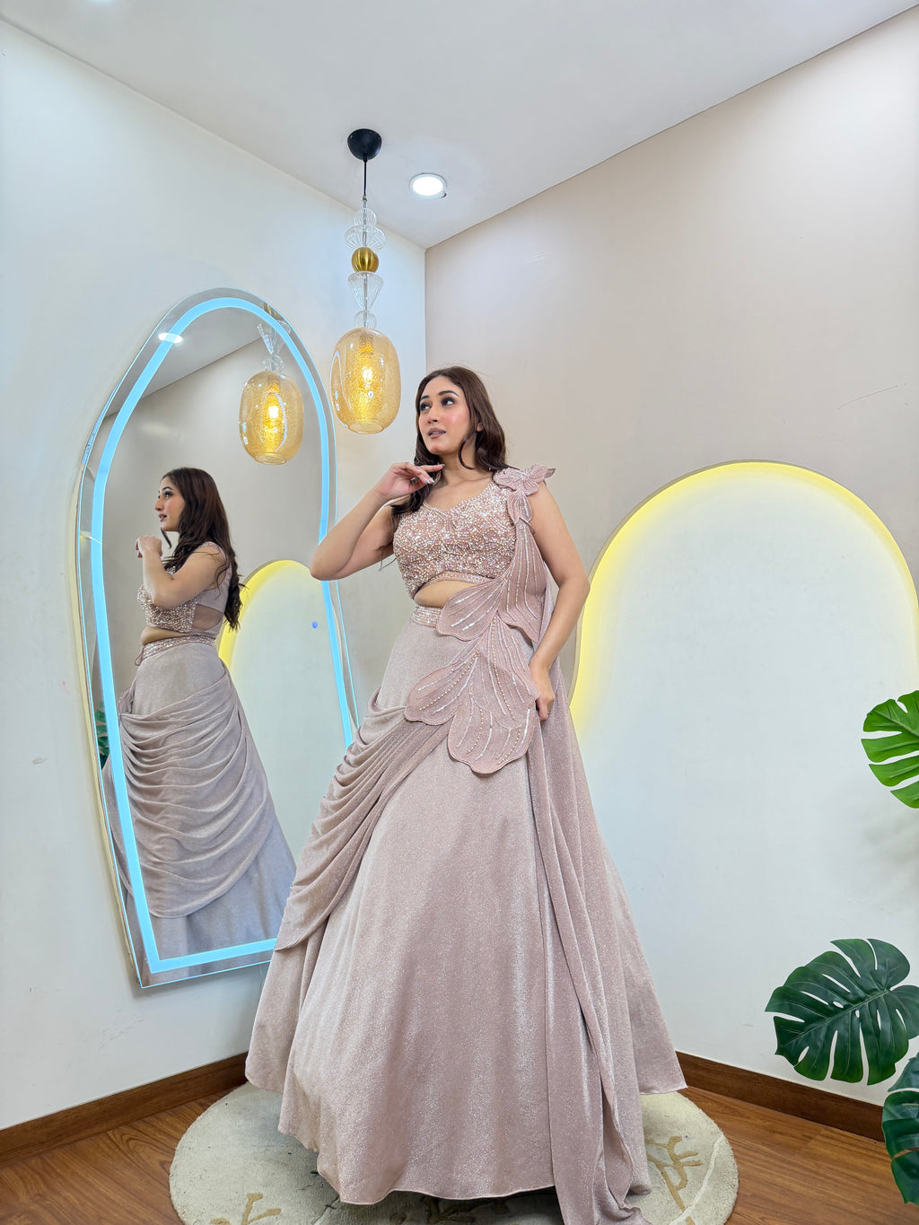 D663   LEHNGA CHOLI