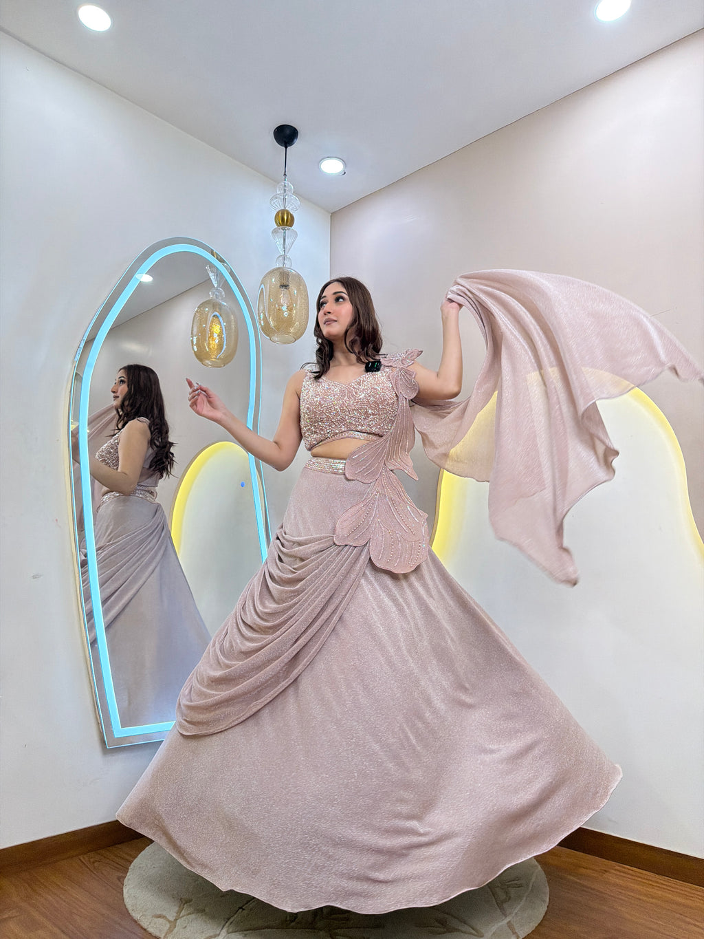D663   LEHNGA CHOLI