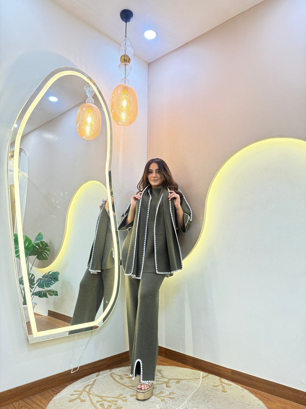HAMIDA WOOLEN CORD SET