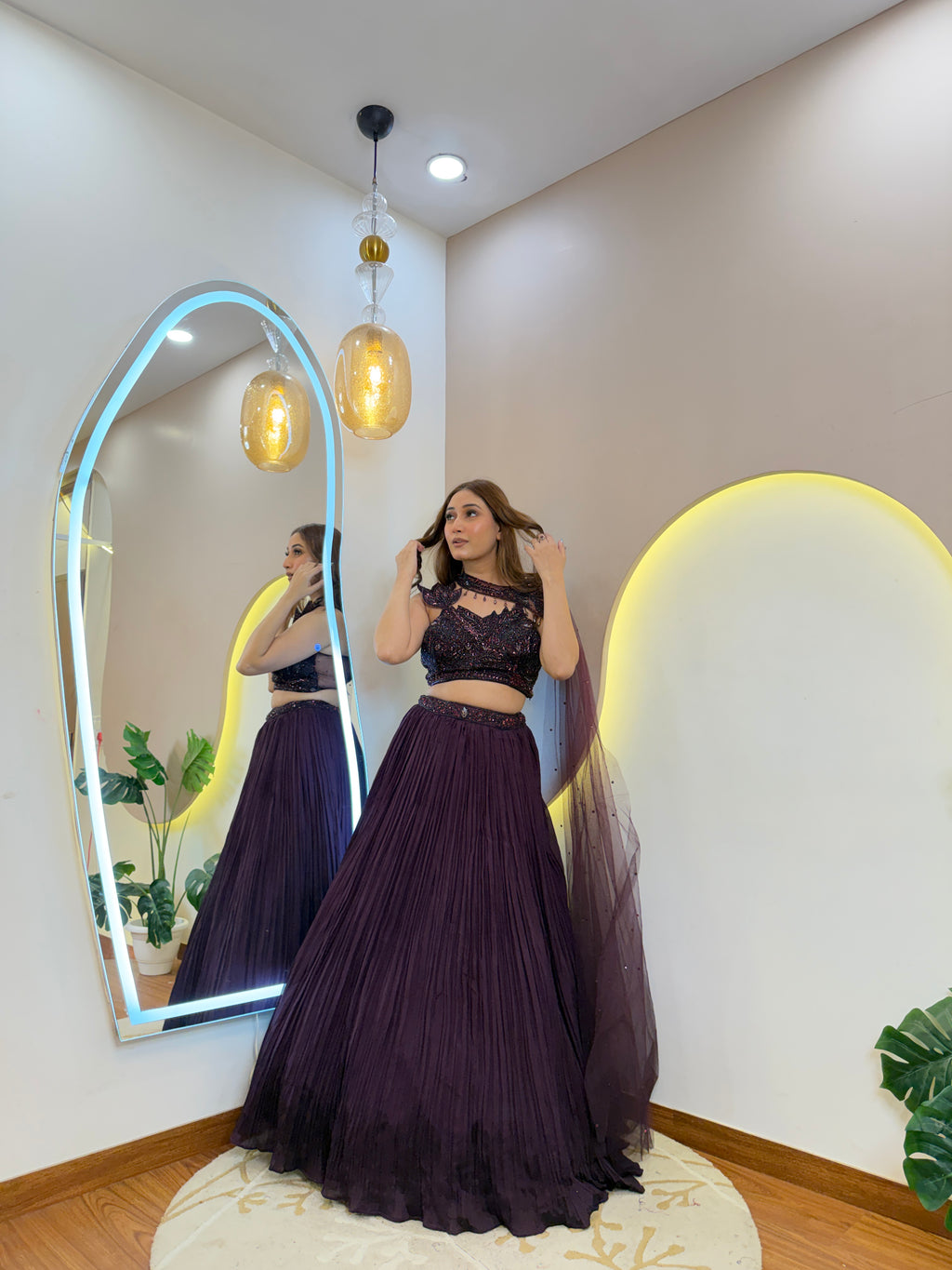 D85   CROP TOP  SKIRT