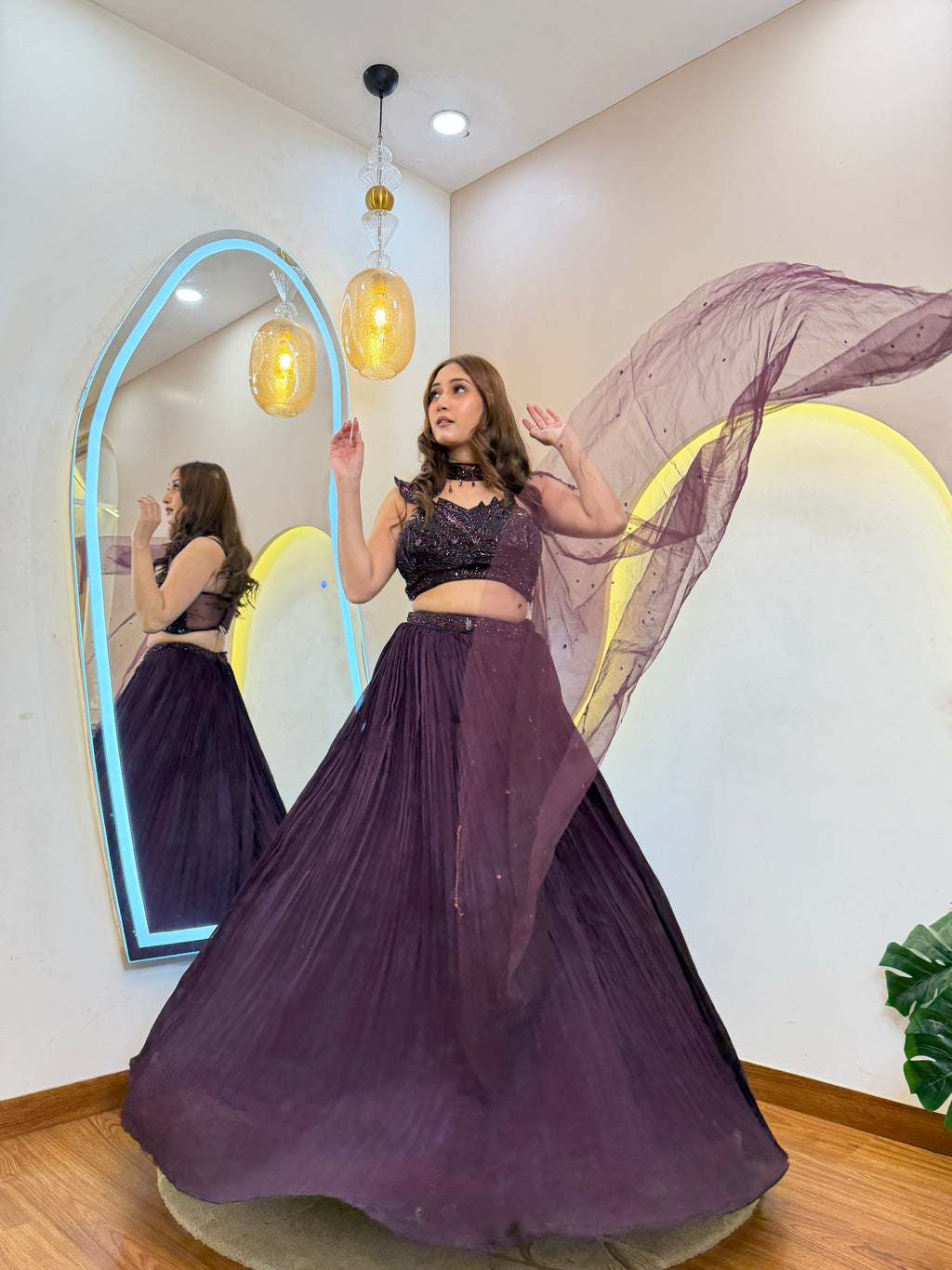 D85   CROP TOP  SKIRT