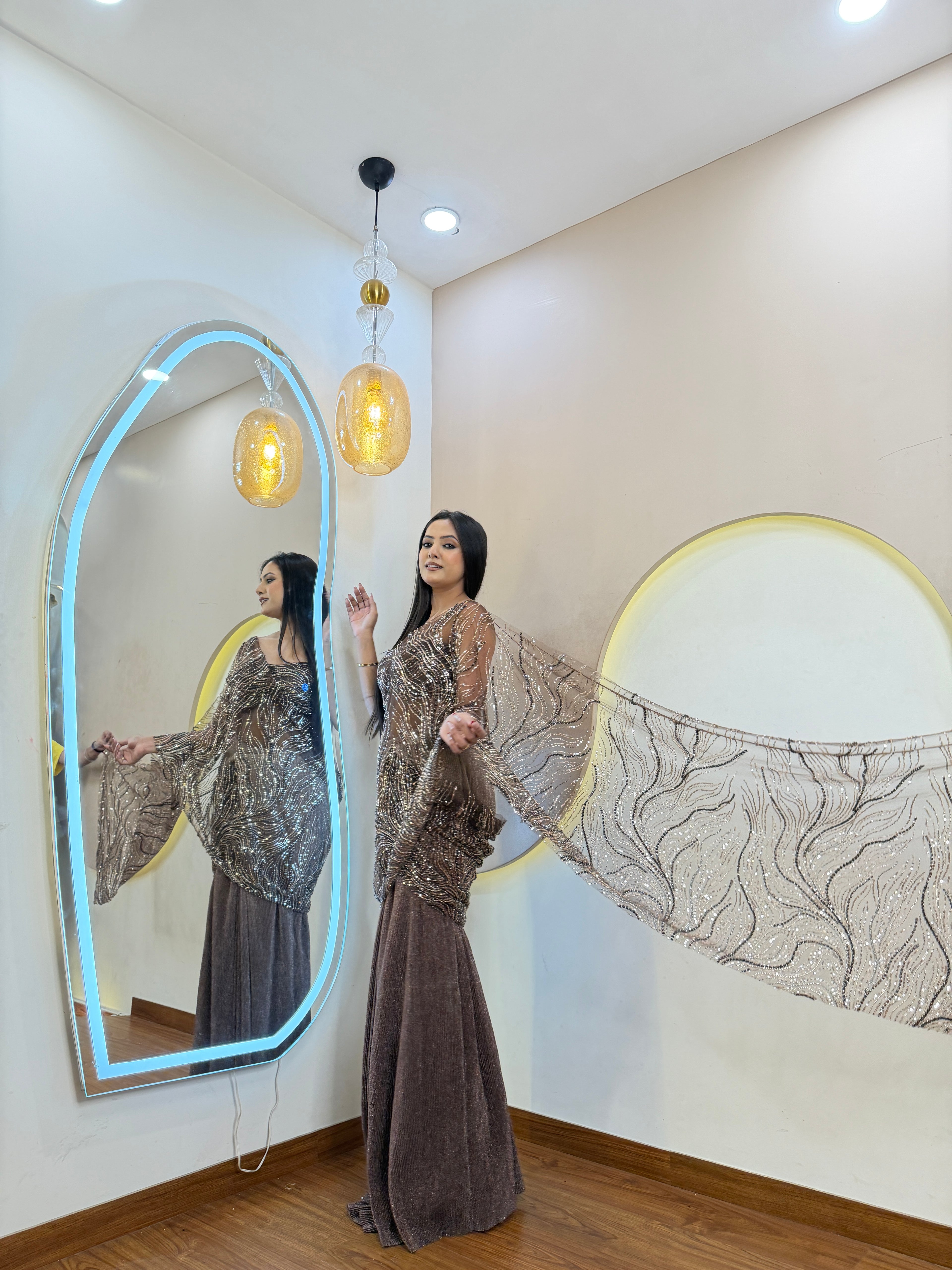 D831   DRAPE SAREE