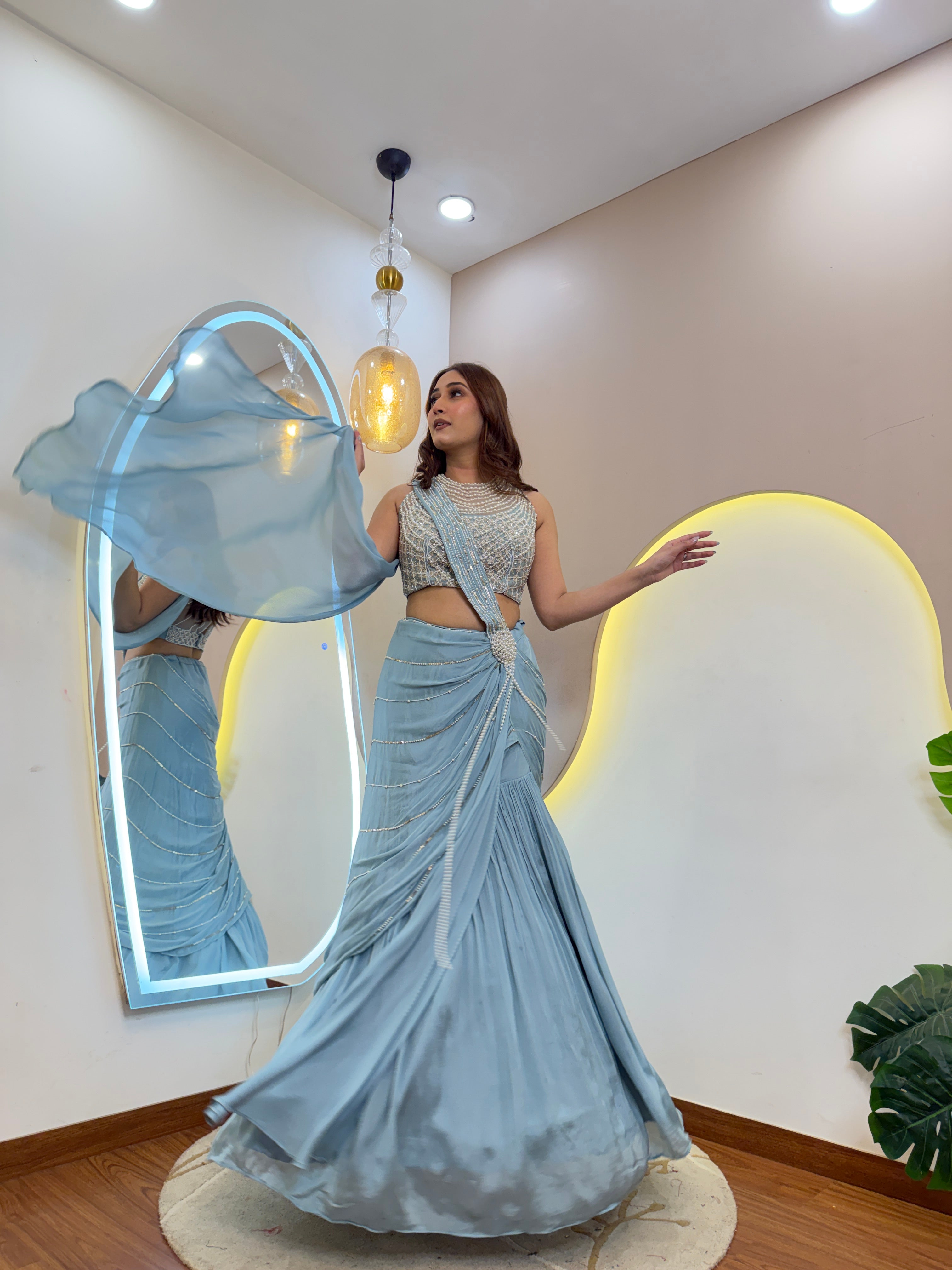 D160  CROP TOP SKIRT ATTACHED DUPATTA