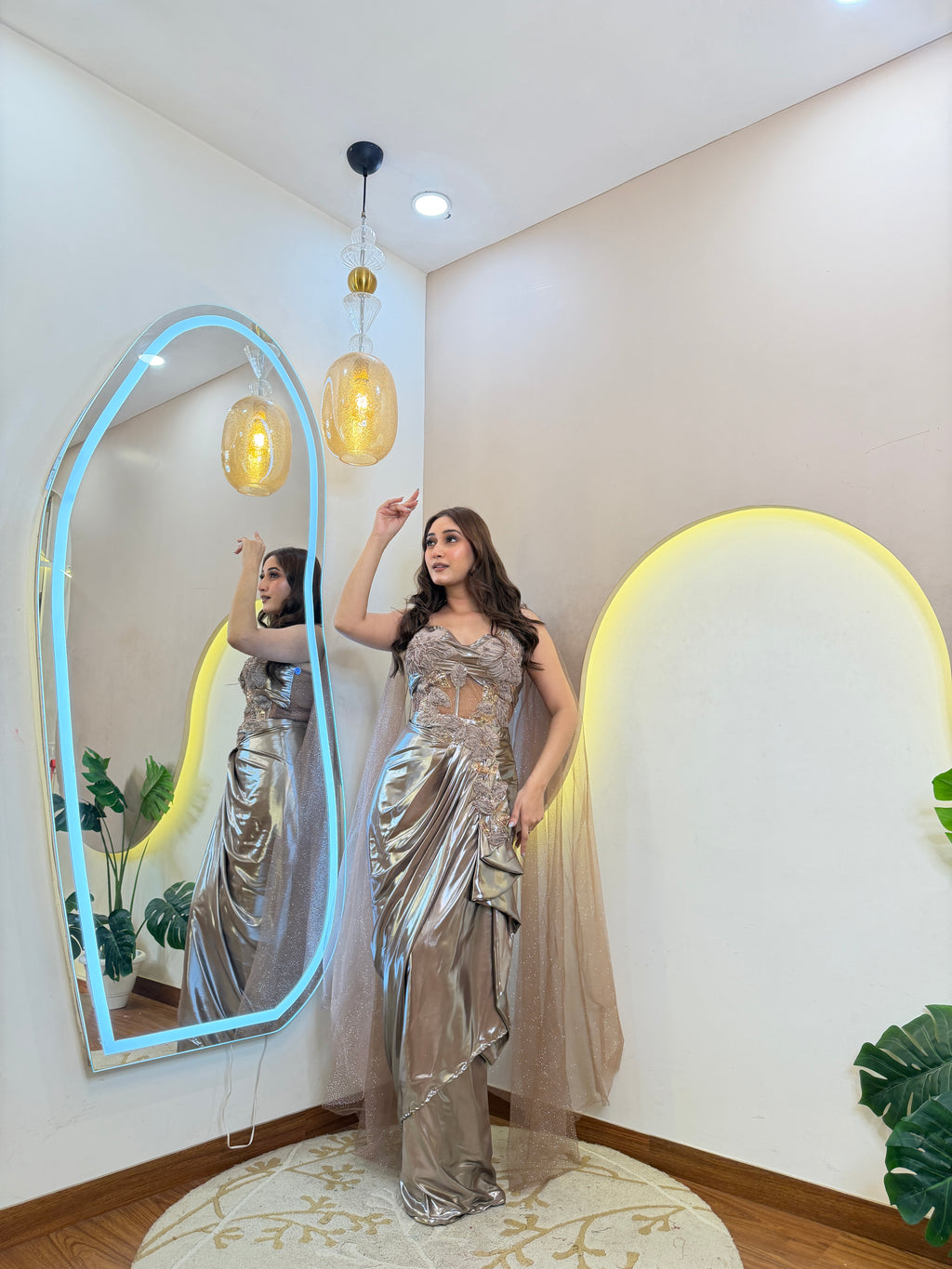 D671  OUTFIT   DRAPE SAREE