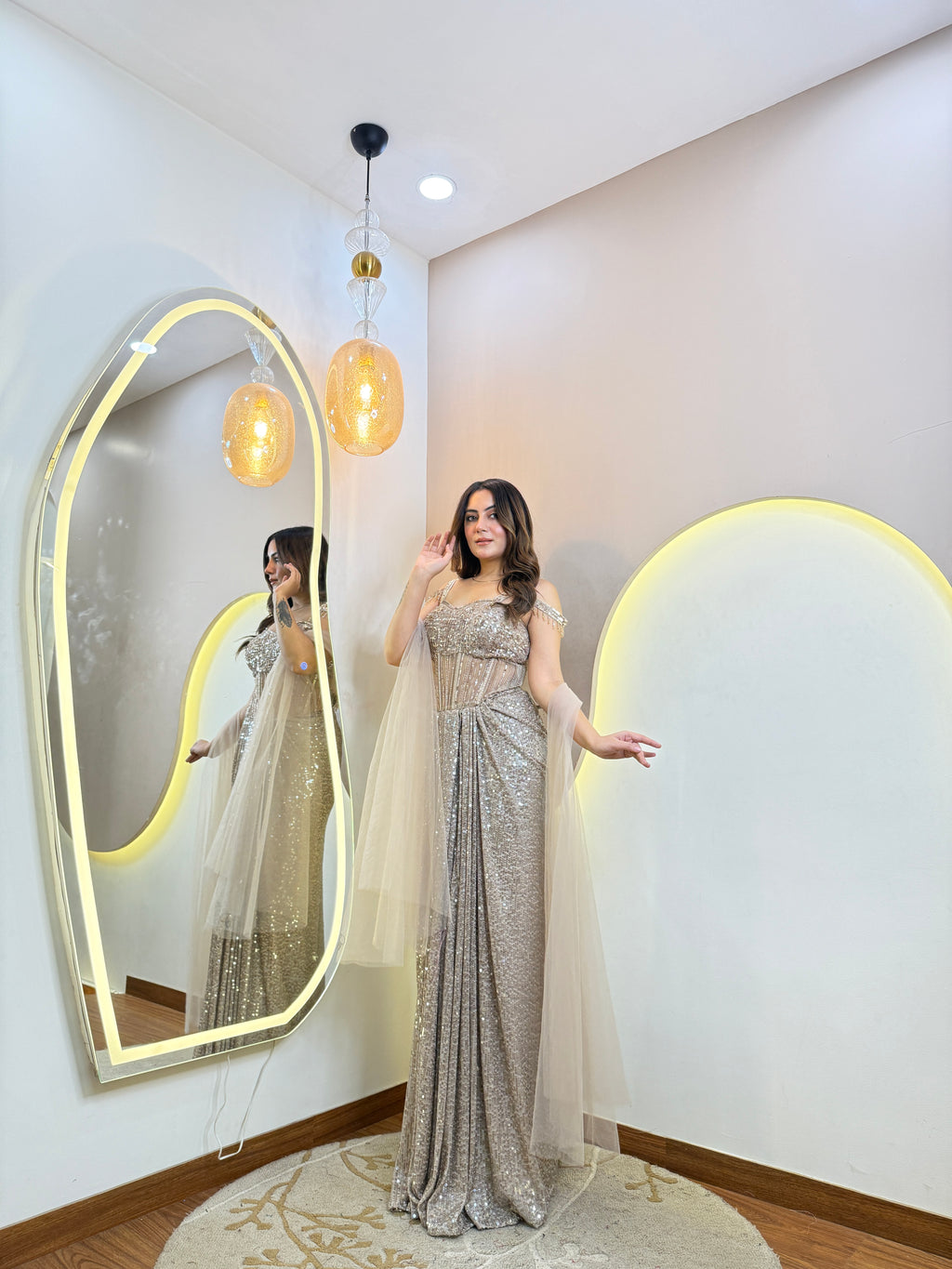 D32 1 PC GOWN