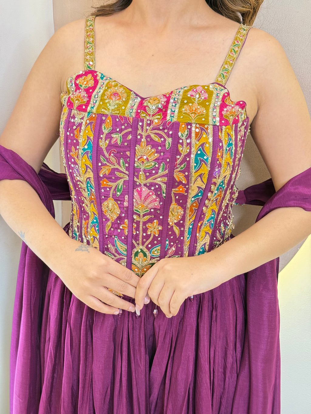 " SAMIRA" CROP TOP SKIRT