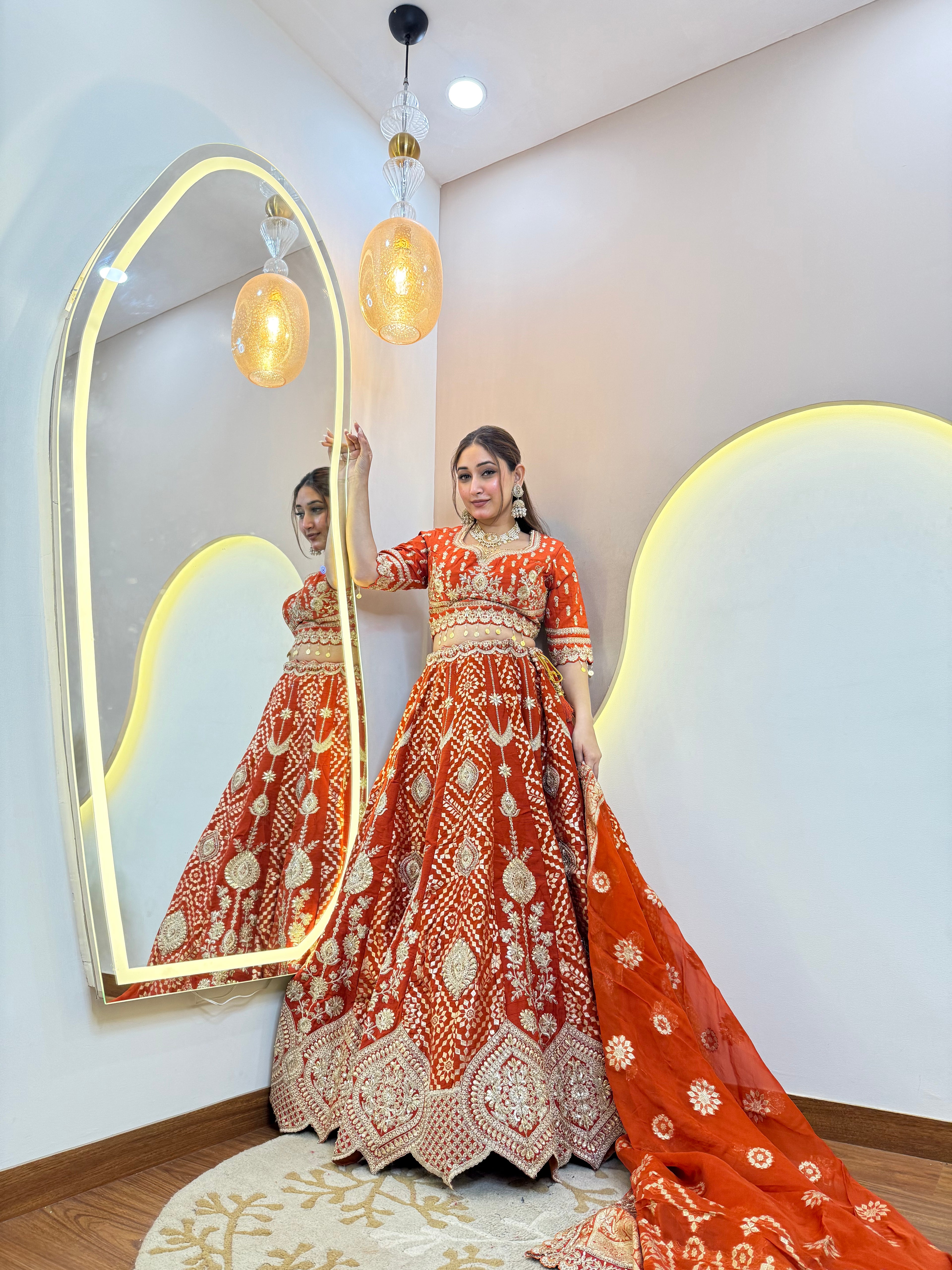 "TAHIRA" CROP TOP SKIRT