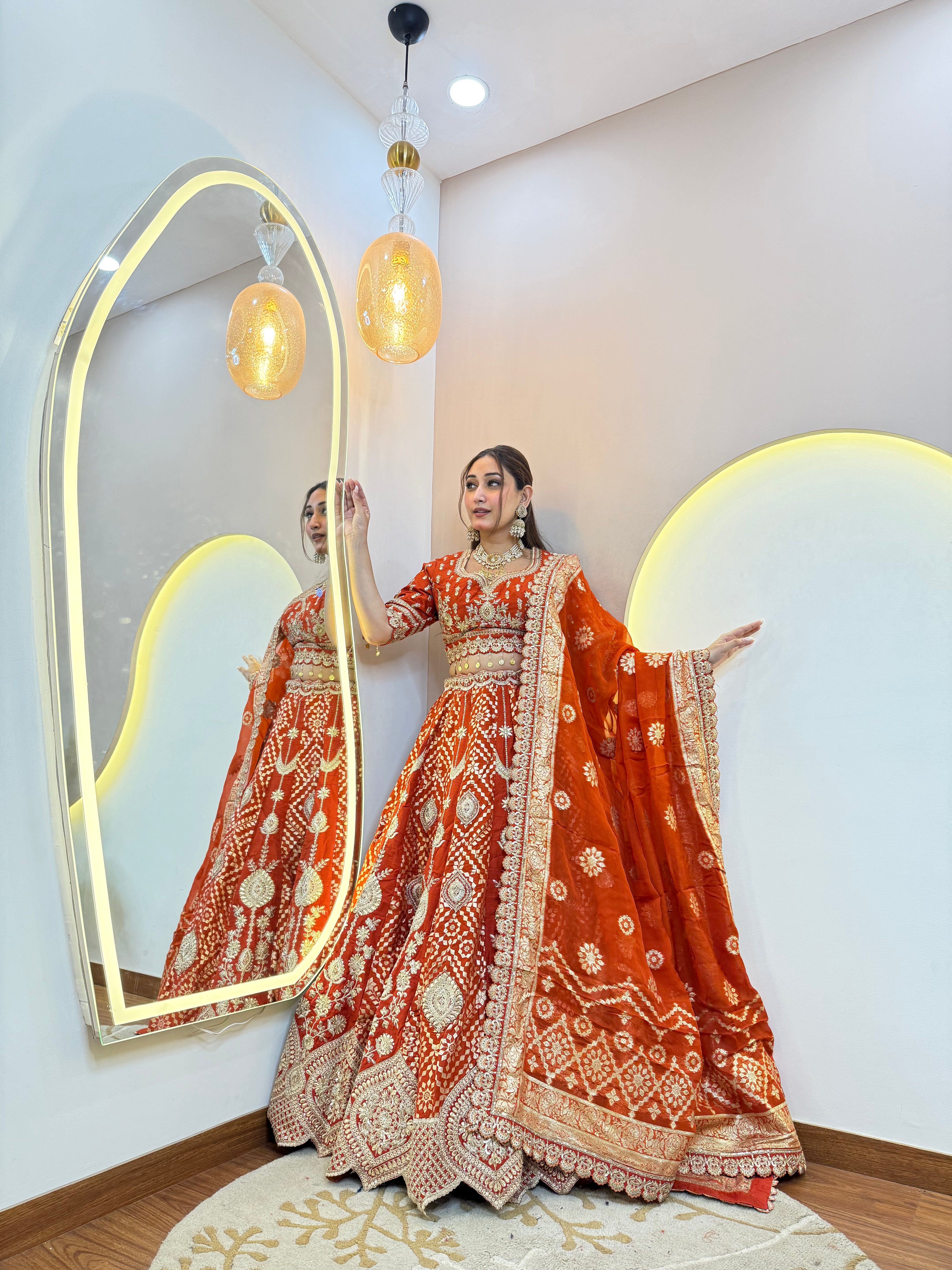 "TAHIRA" CROP TOP SKIRT