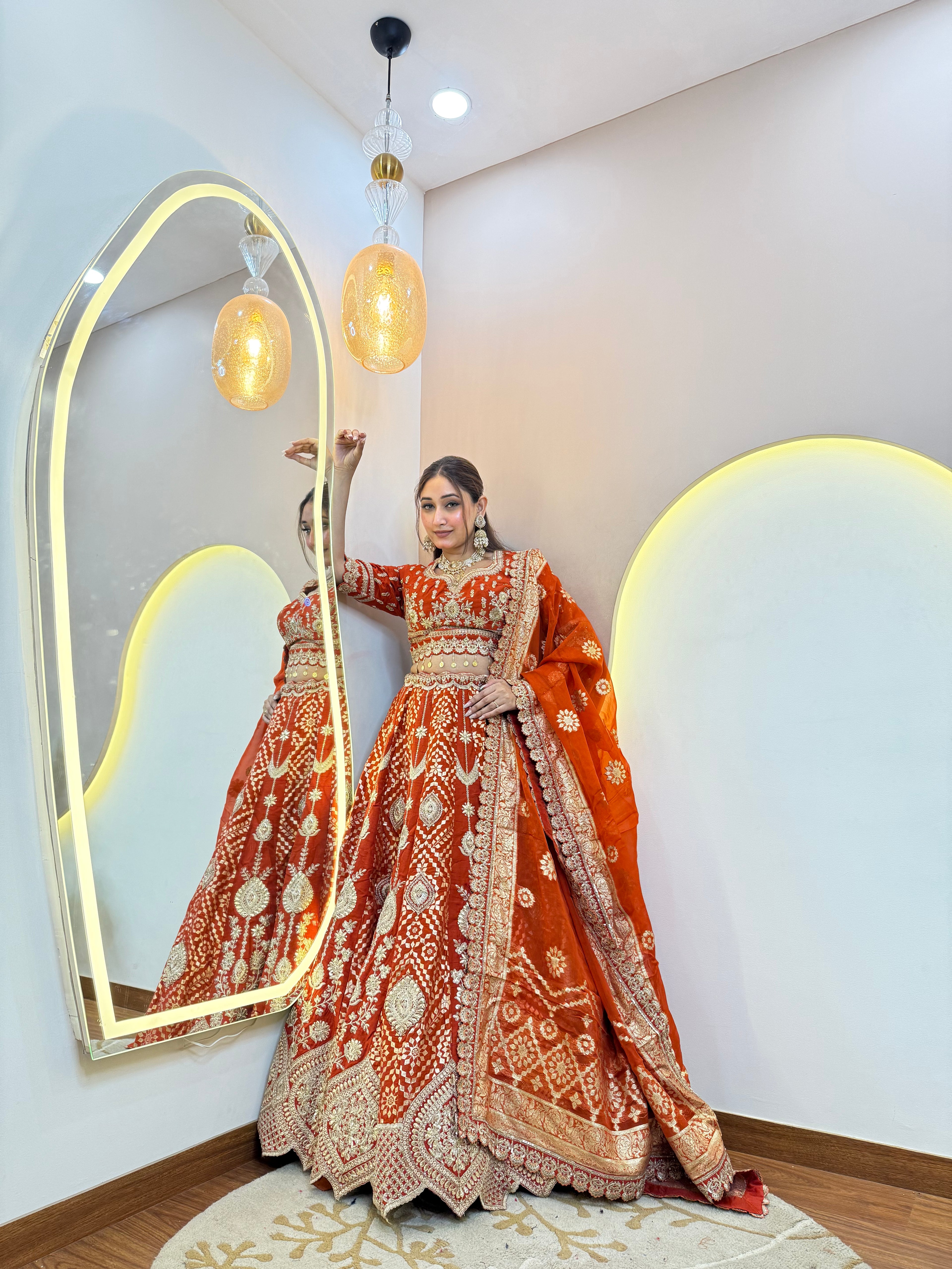 "TAHIRA" CROP TOP SKIRT