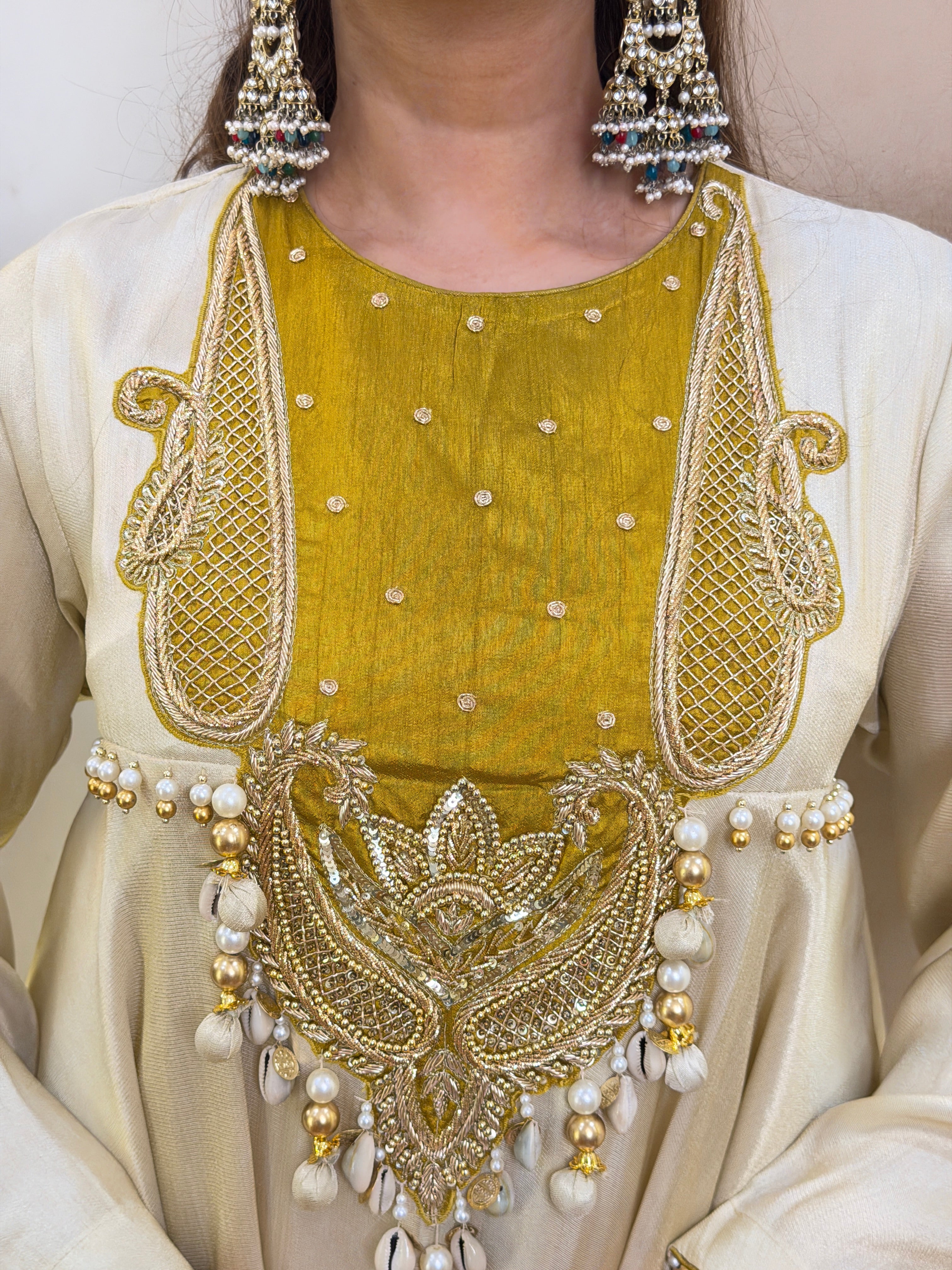 D693   ANARKALI PANT SUIT OUTFIT  GOWN