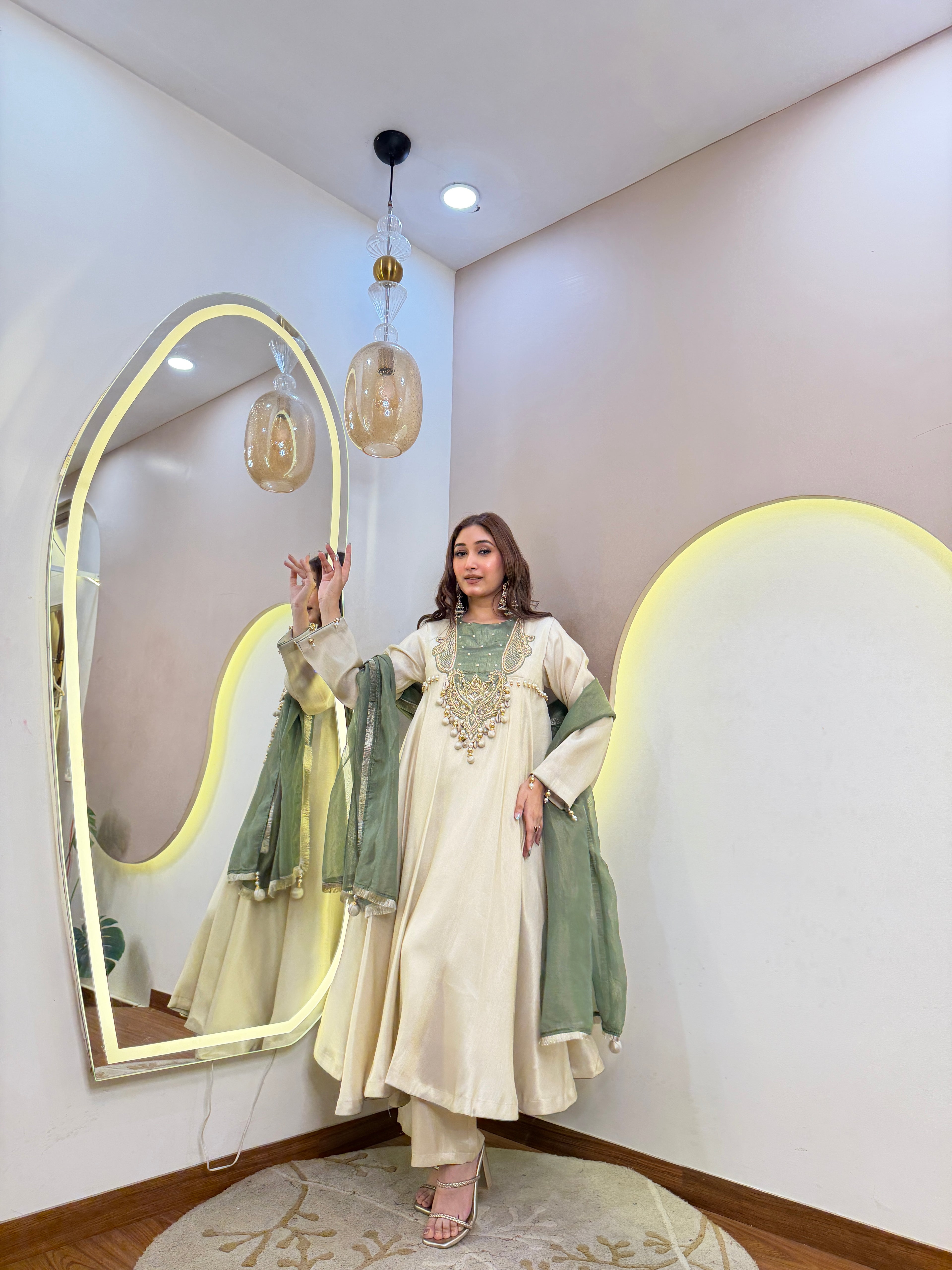 D693   ANARKALI PANT SUIT OUTFIT  GOWN