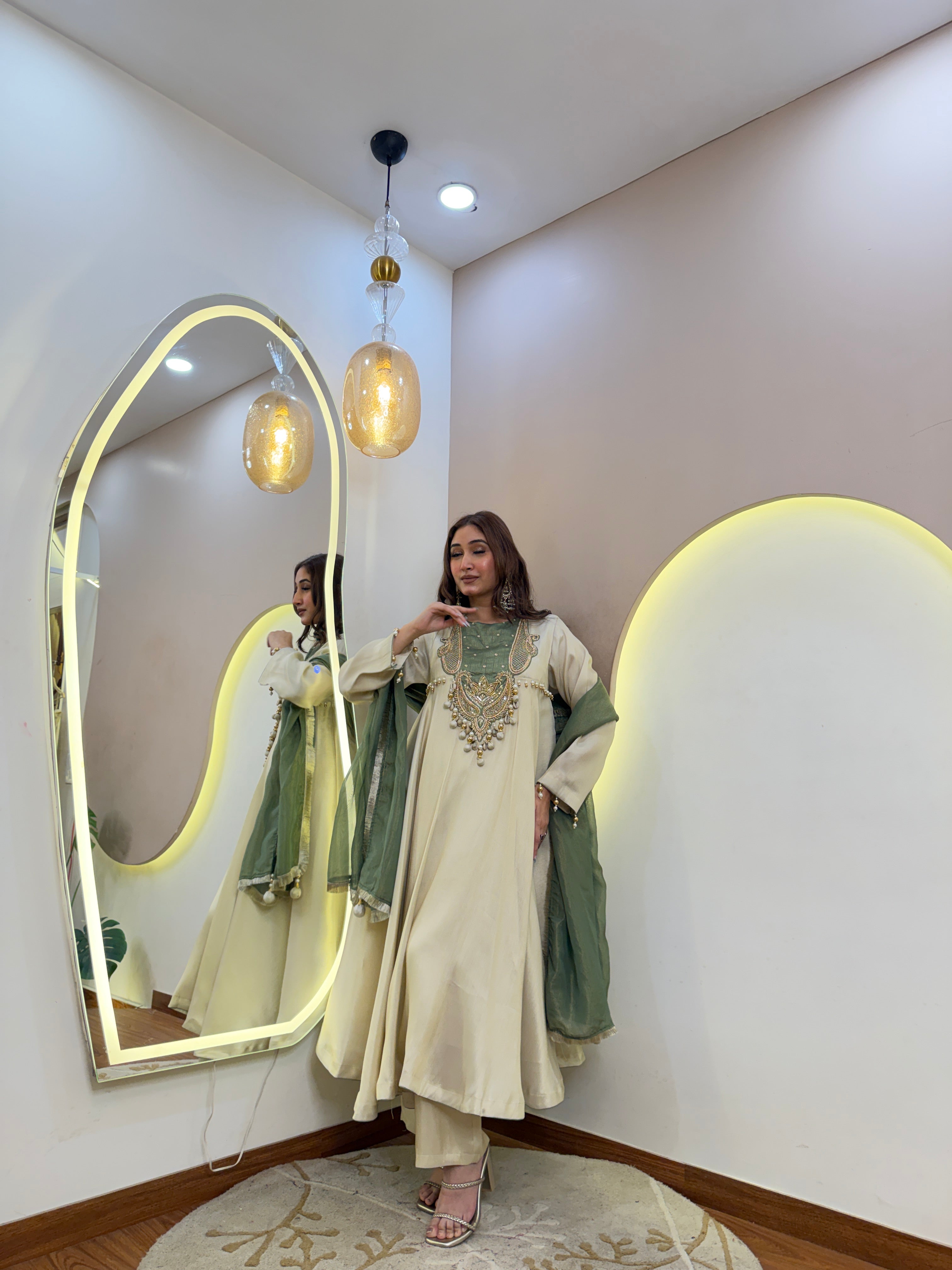 D693   ANARKALI PANT SUIT OUTFIT  GOWN