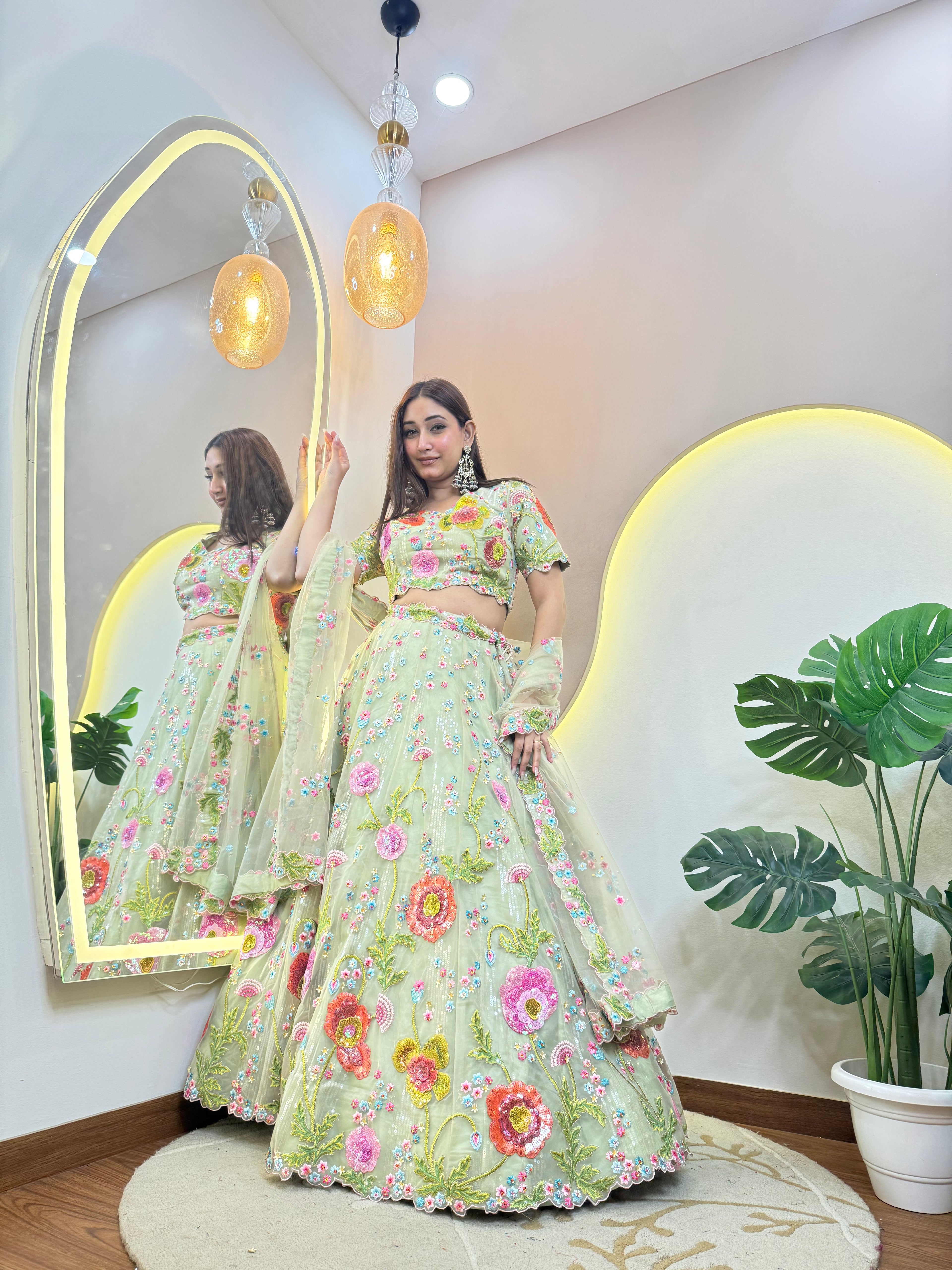 "SARA " CROP TOP SKIRT