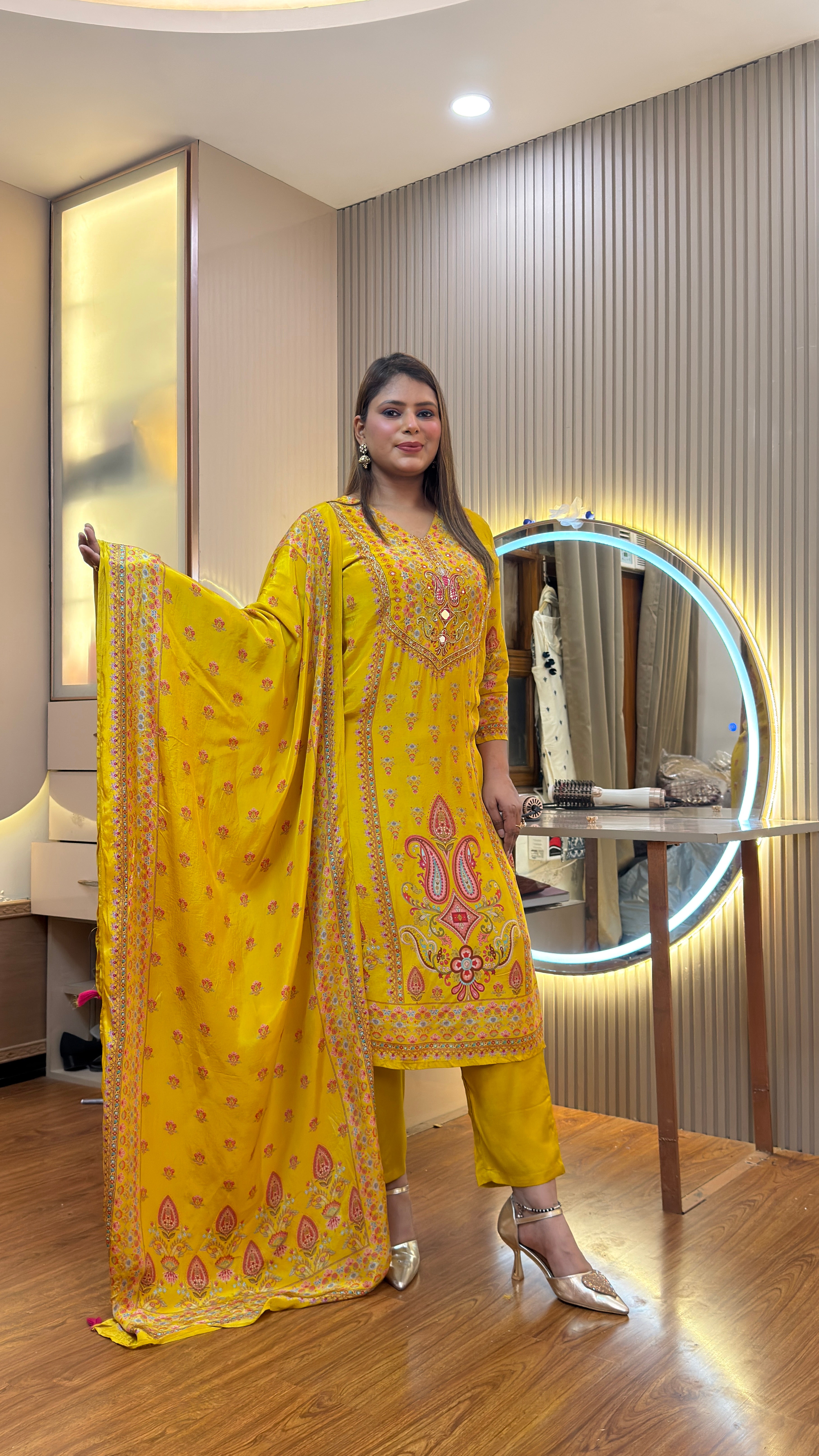 D484 3PC Suit