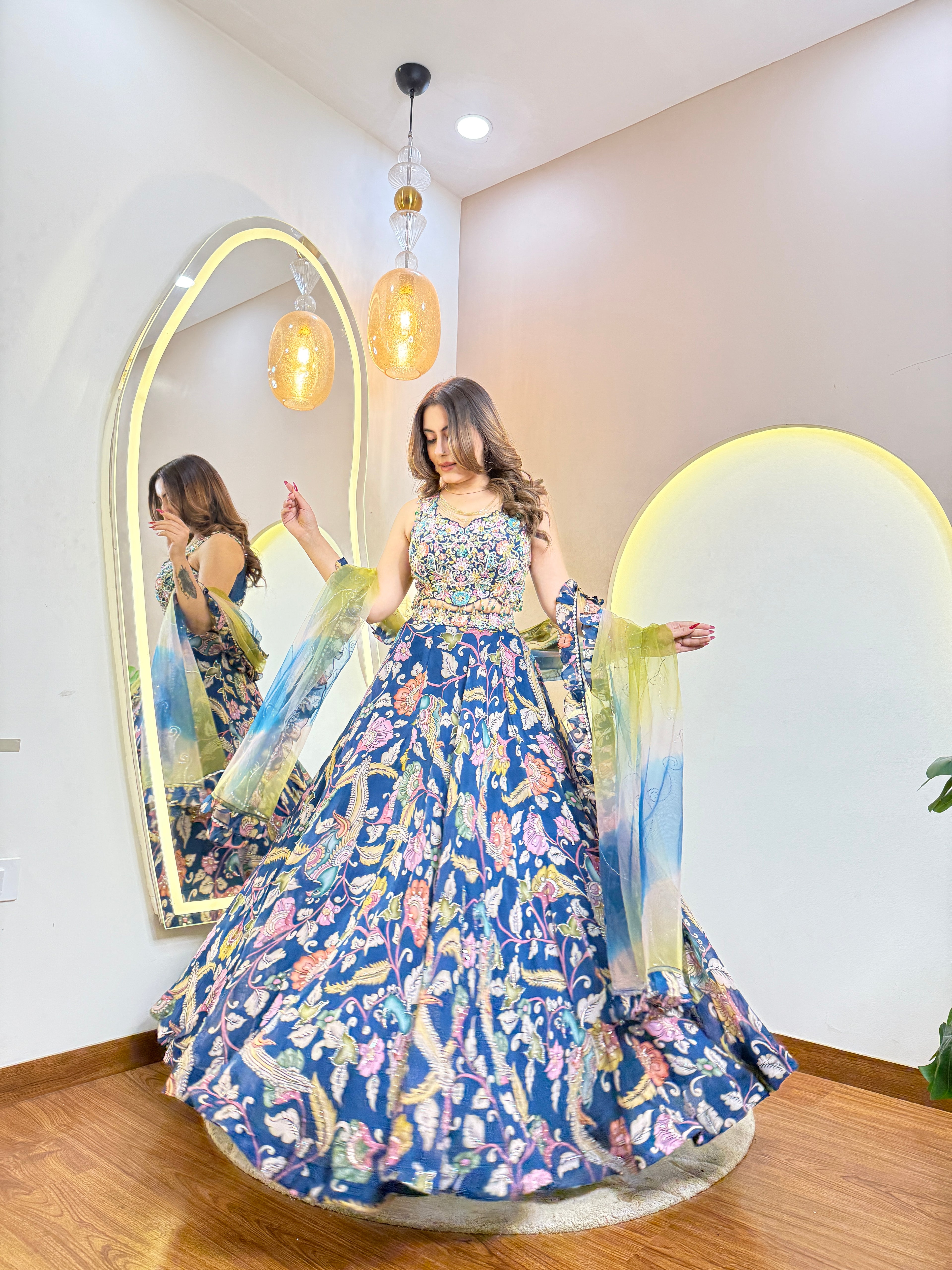 D52 BASMA  OUTFIT CROP TOP SKIRT