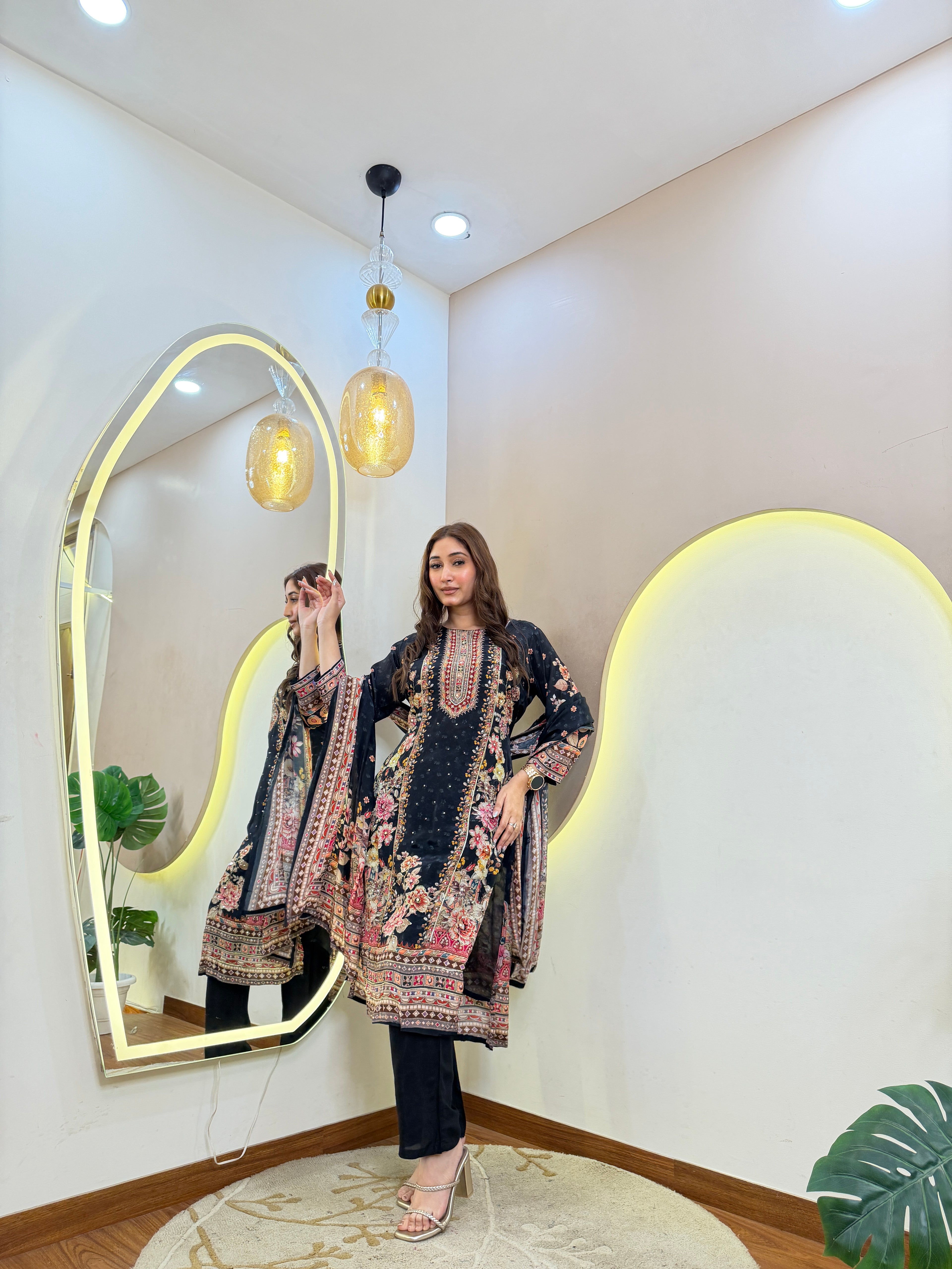 C573  3Pc Suit