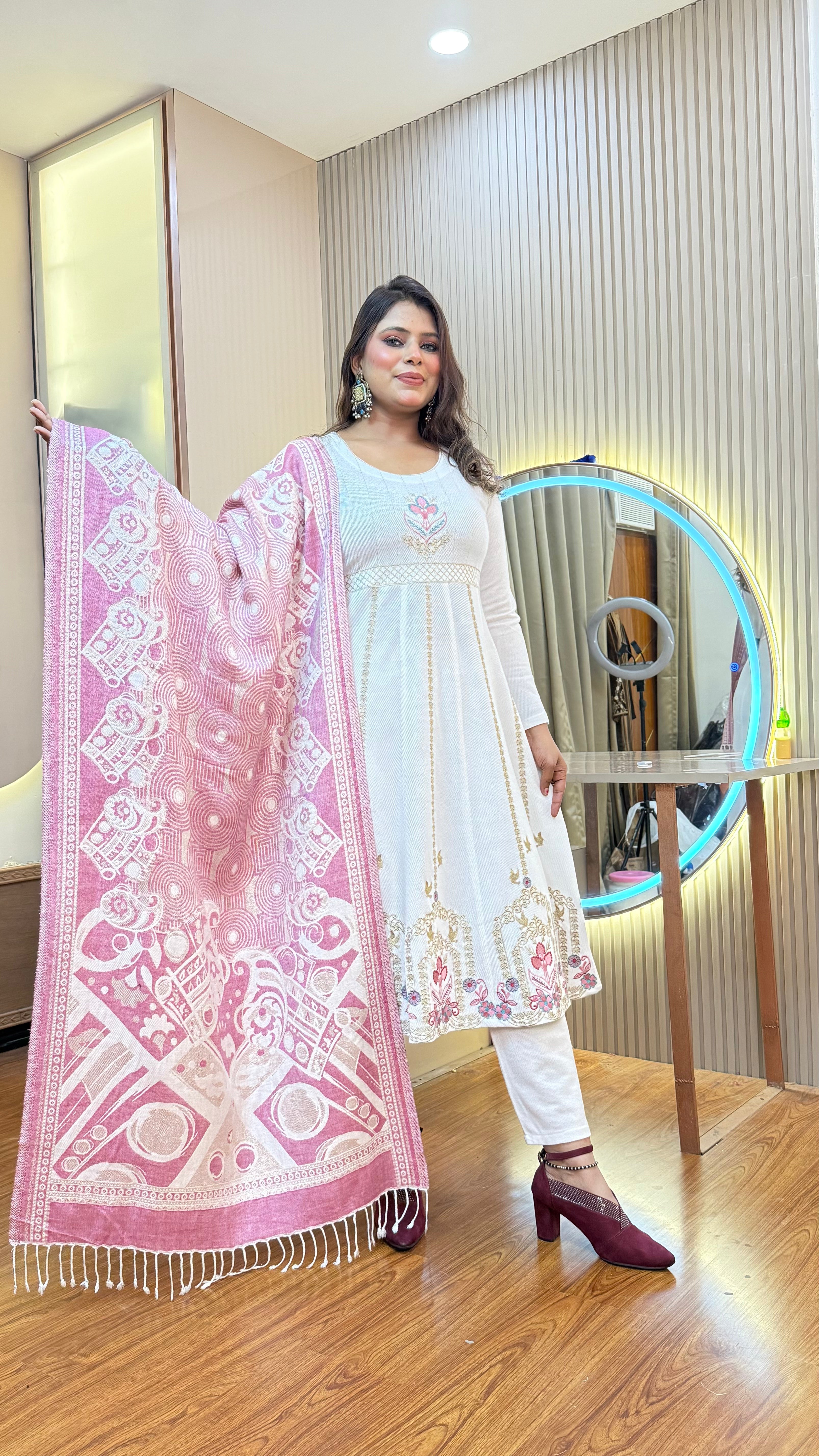 MADHVI  WOOLEN 3pc SET