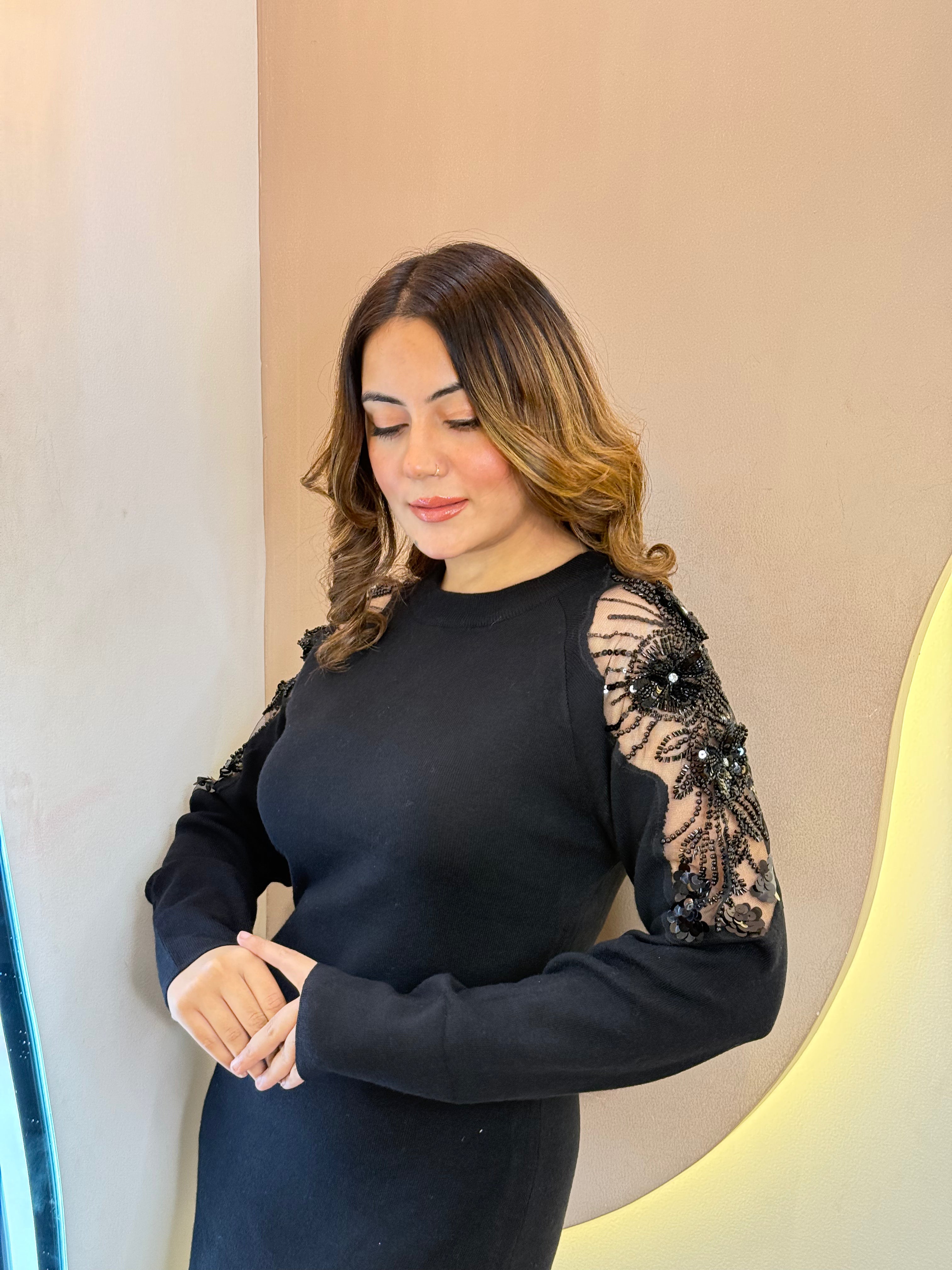 HUSNA   WOOLEN DRESS