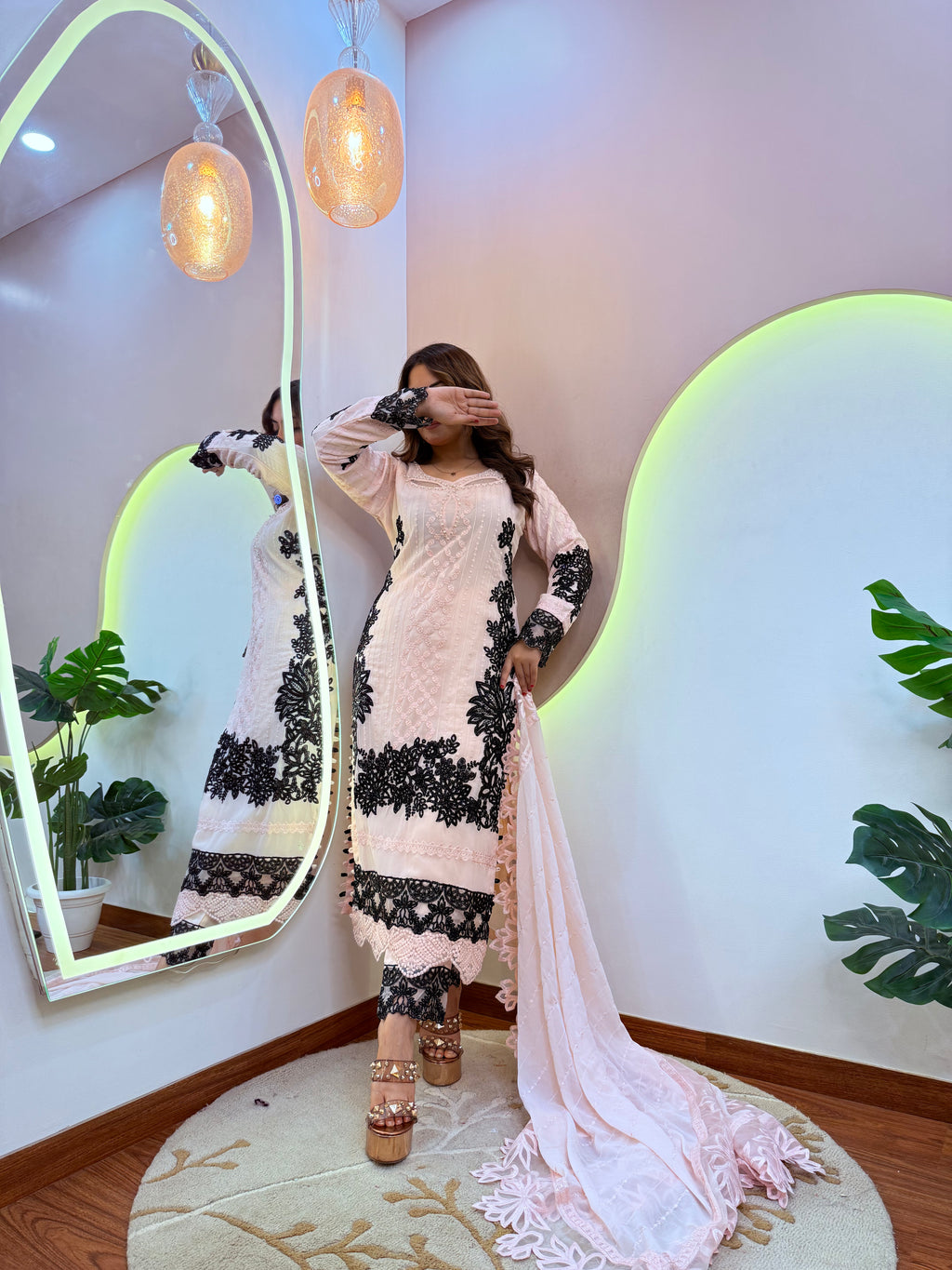 "AMBIKA" PAKISTANI SUIT