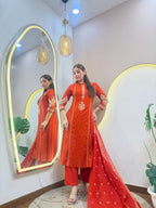 D661  3Pc Suit