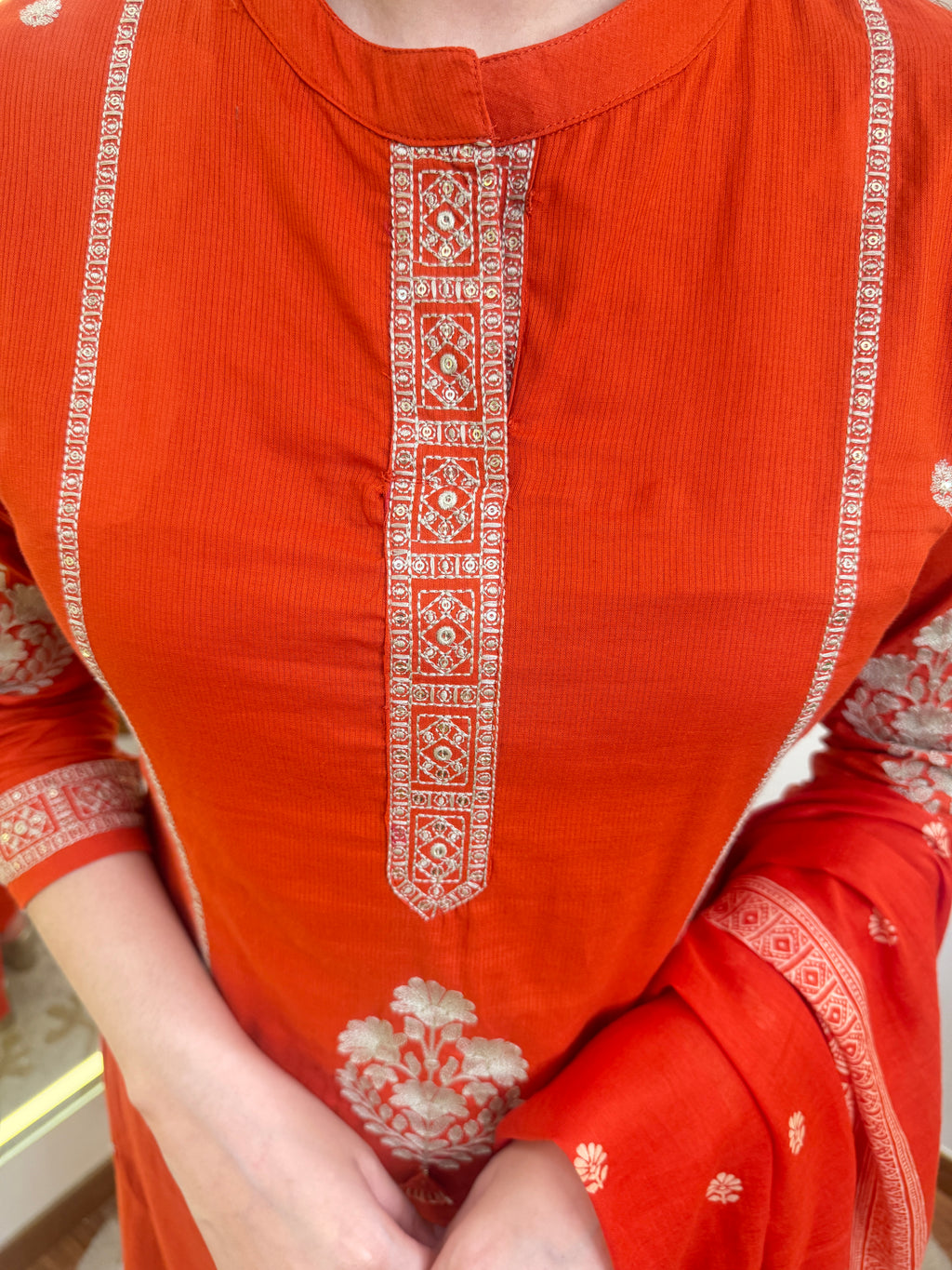 D661  3Pc Suit