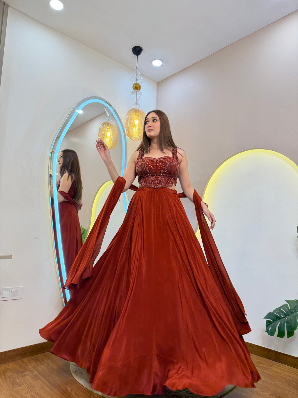 D713  LEHNGA CHOLI