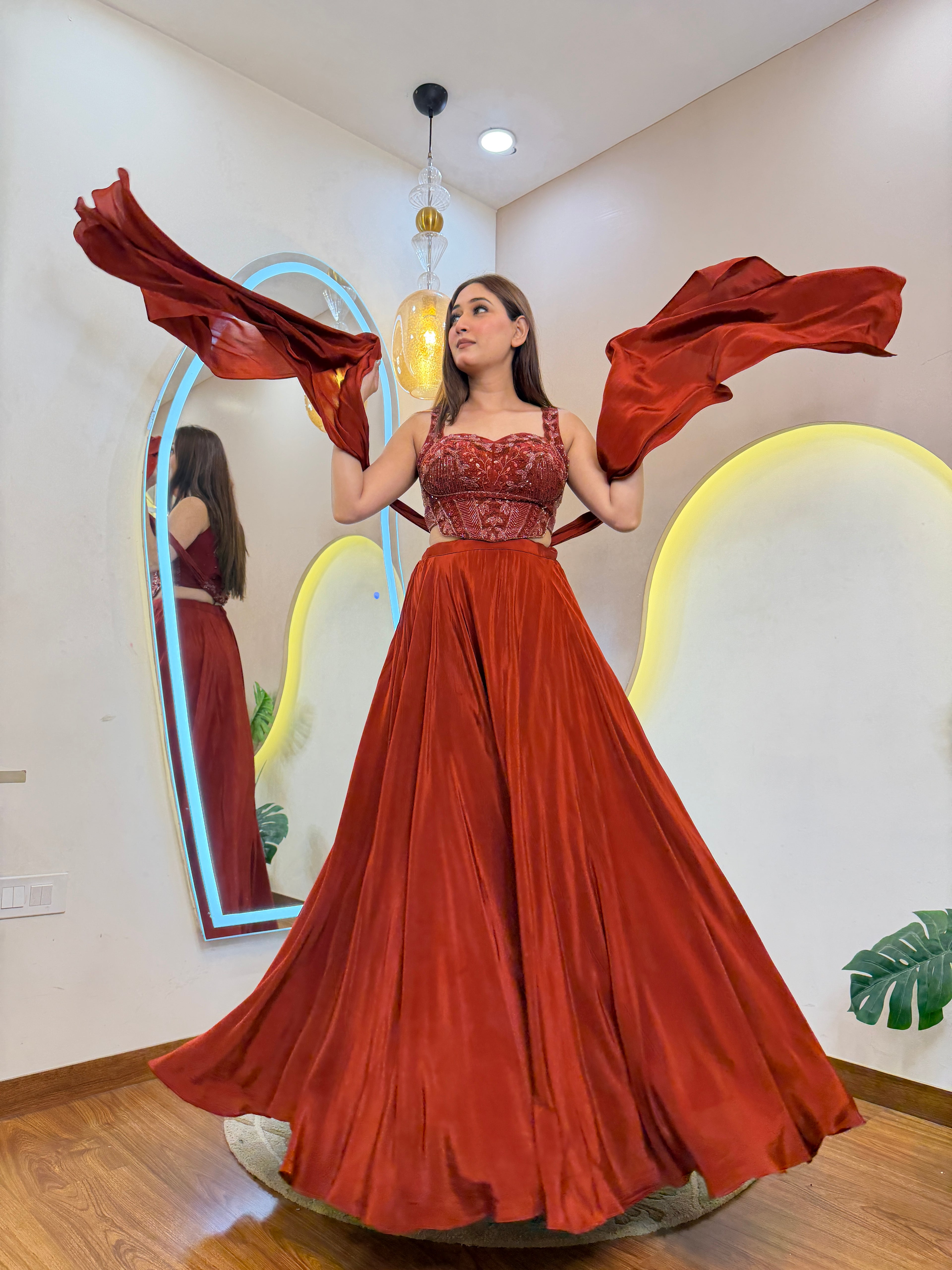 D713  LEHNGA CHOLI