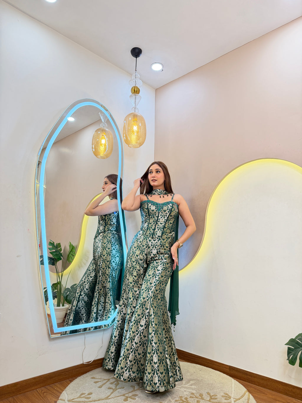 D667  SHARARA SUIT