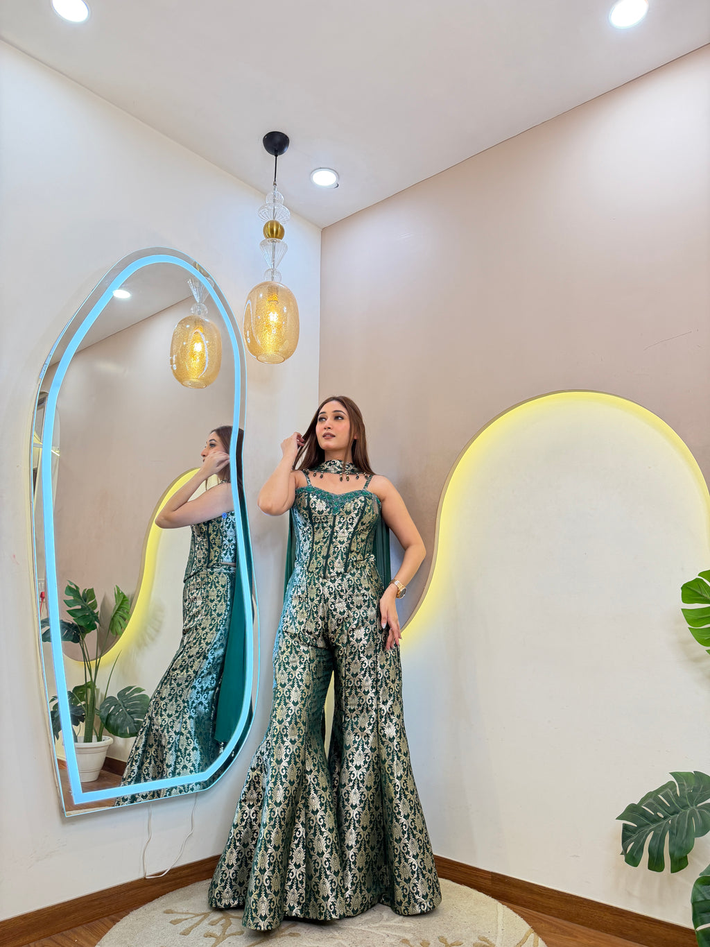 D667  SHARARA SUIT