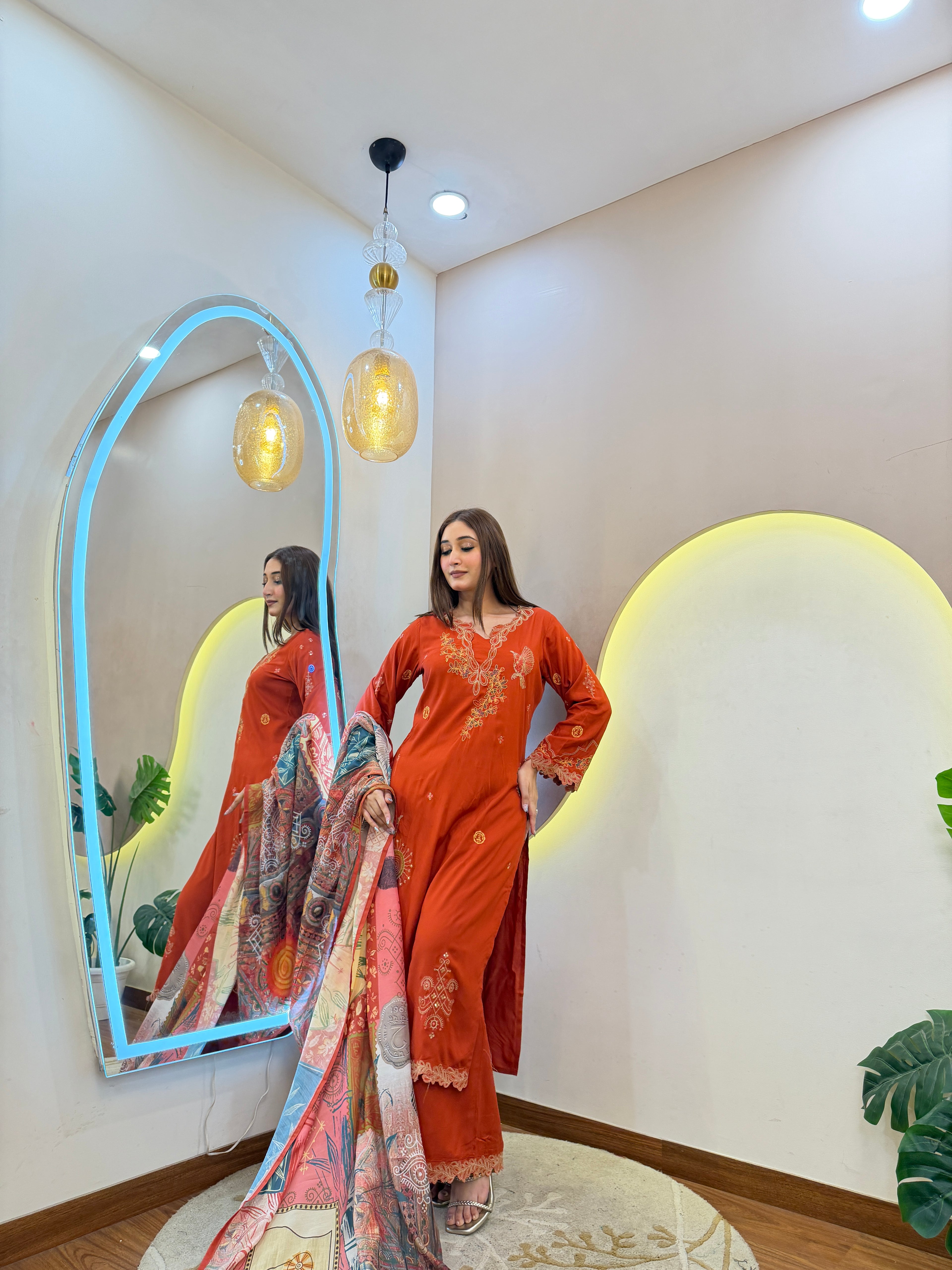 D678  3Pc Suit