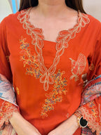D678  3Pc Suit