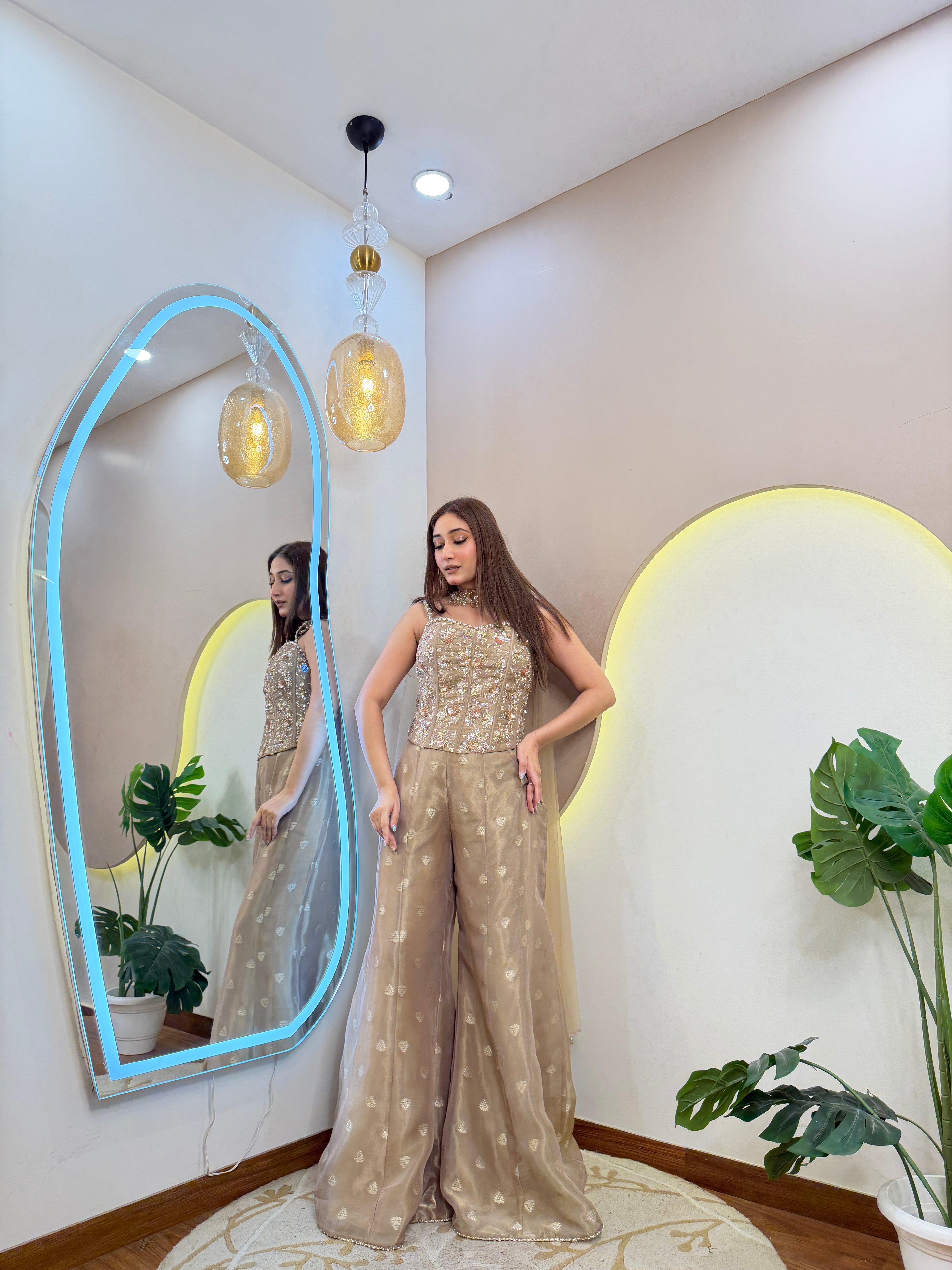 D692   SHARARA SUIT
